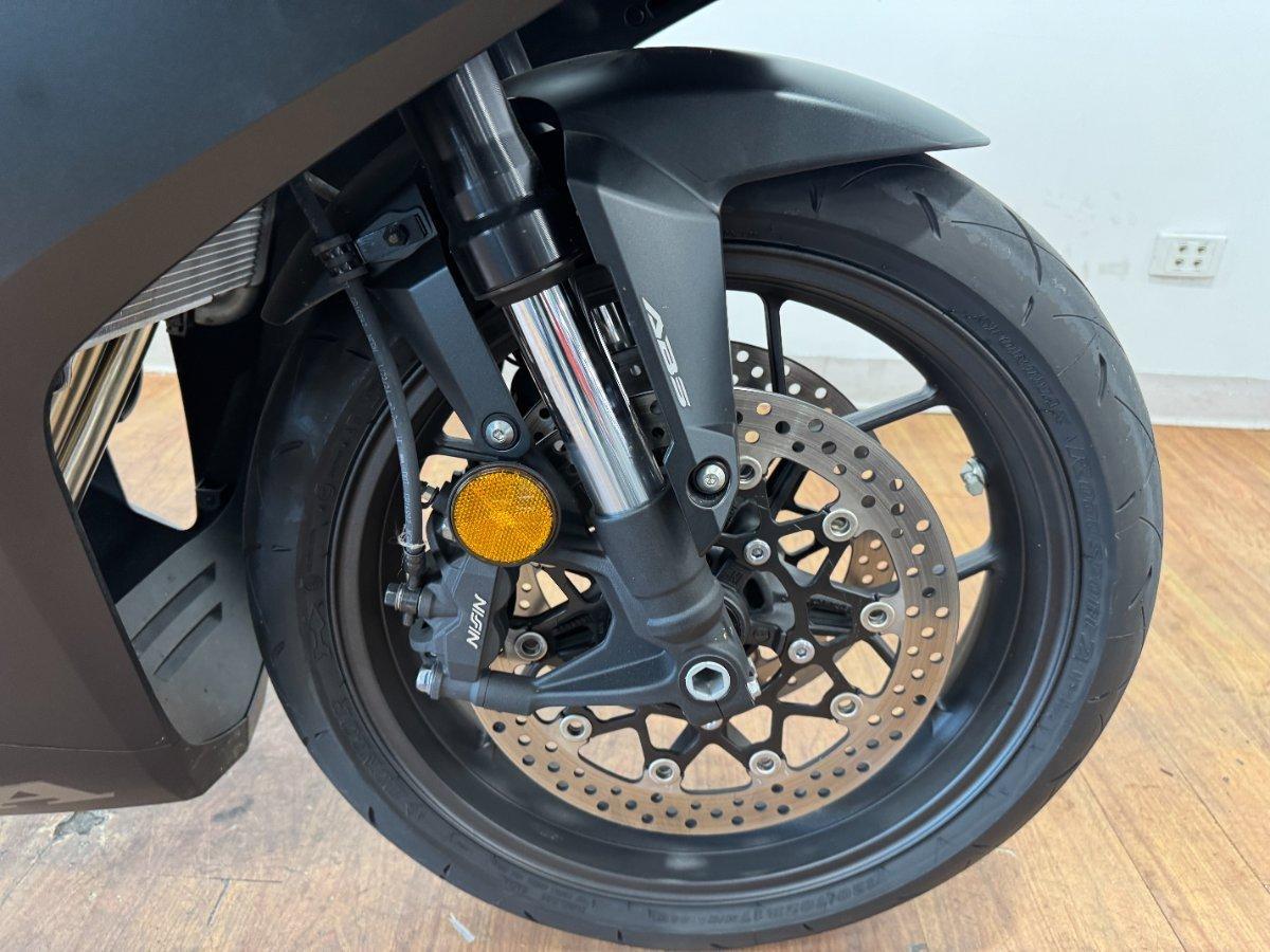 2024 HONDA CBR650R ABS SPORTS