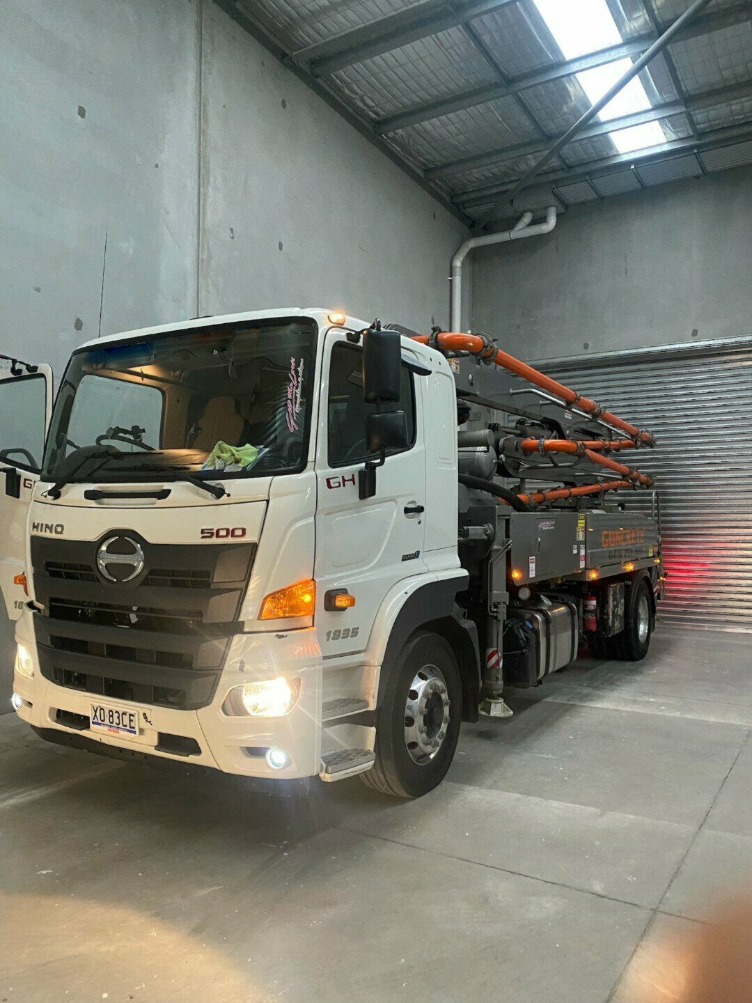 2018-hino-gh-ser-500-9-sp-manual-2d-concrete-pump-jtfd5237236-just
