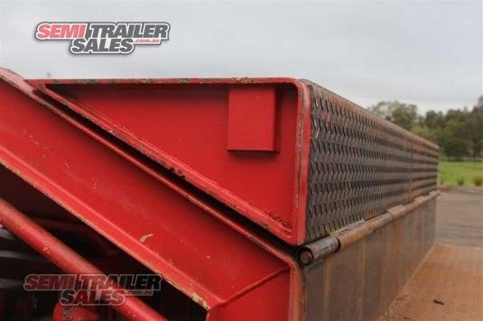 2011 BARKER DROP DECK TRAILER SEMI