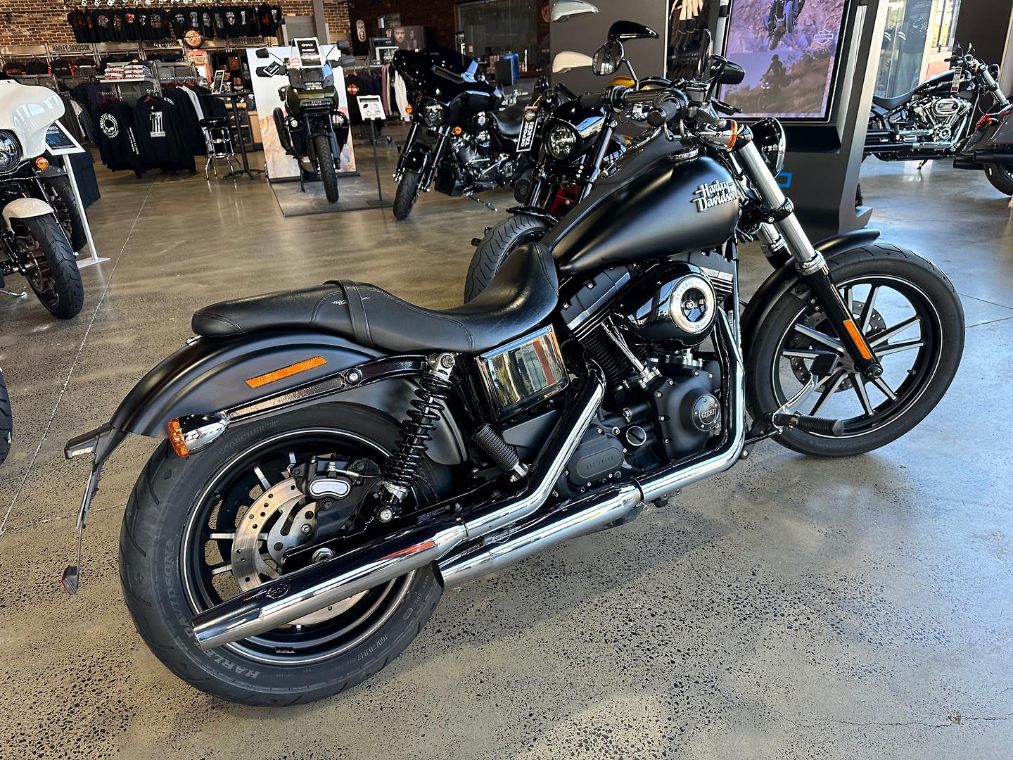2016 HARLEYDAVIDSON DYNA STREET BOB 103 (FXDB 103) CRUISER