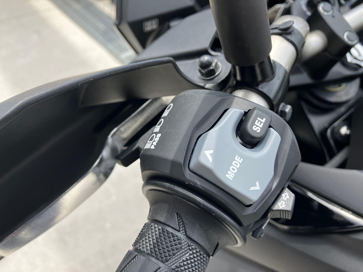 2024 SUZUKI V-STROM 650XT (DL650XA) DUAL SPORTS