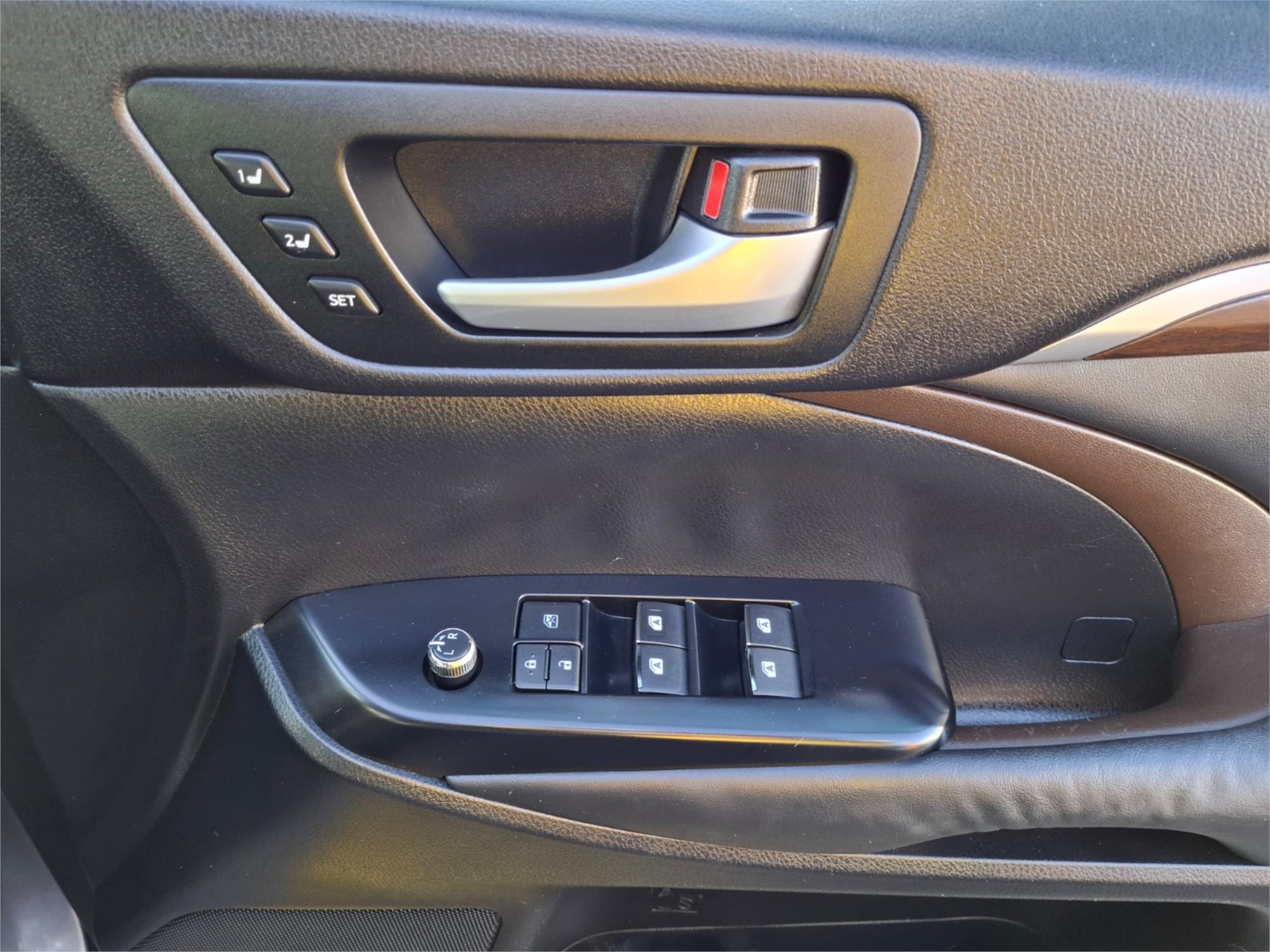 2014 TOYOTA KLUGER GSU50R GRANDE SPORTS AUTOMATIC WAGON
