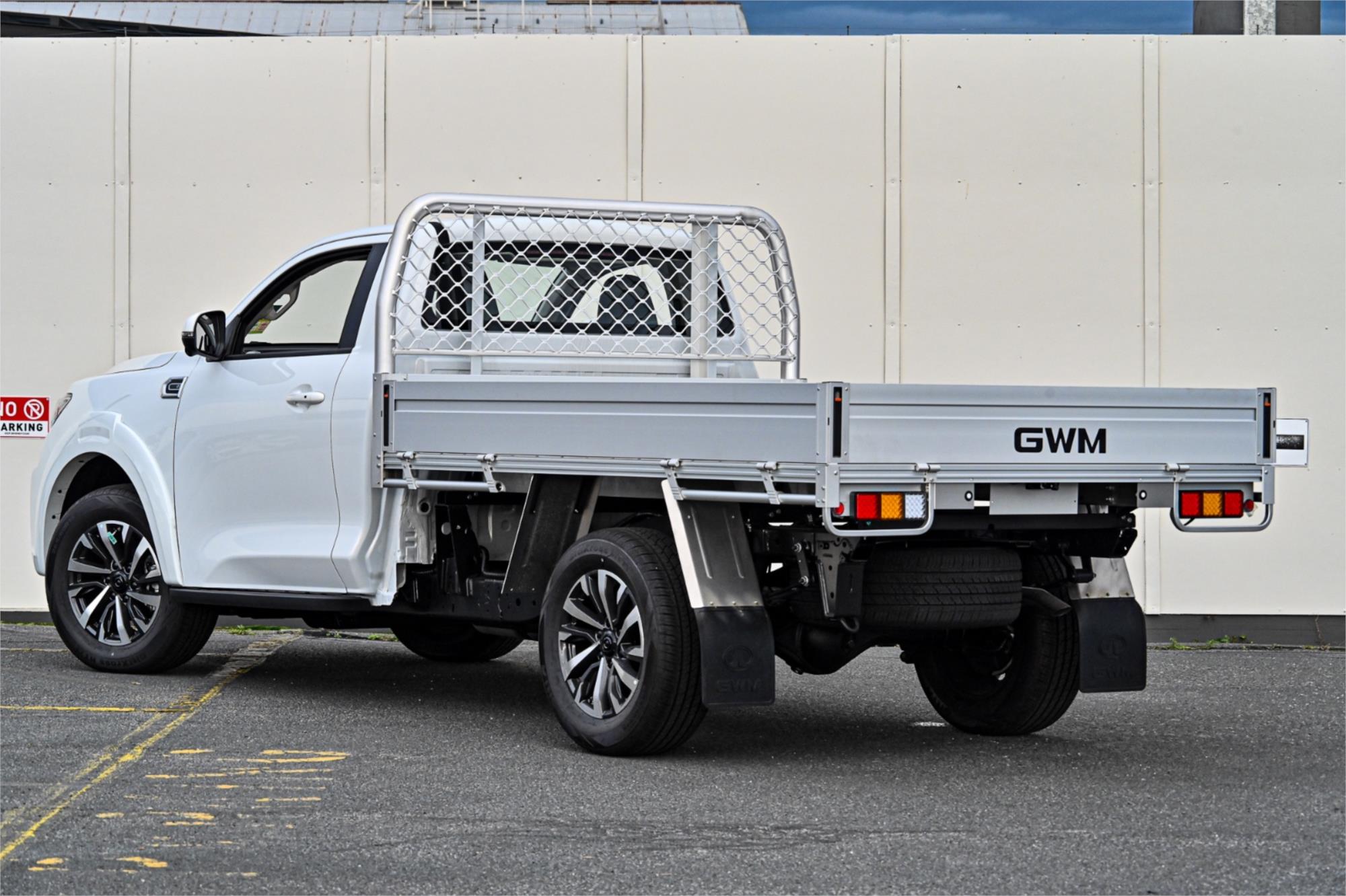 2025 GWM CANNON NPW PREMIUM SPORTS AUTOMATIC TRAYTOP