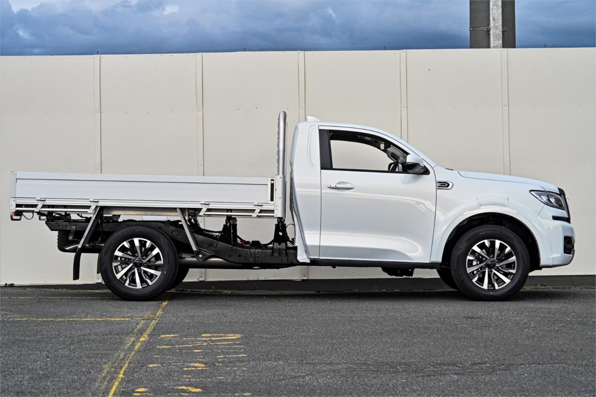 2025 GWM CANNON NPW PREMIUM SPORTS AUTOMATIC TRAYTOP