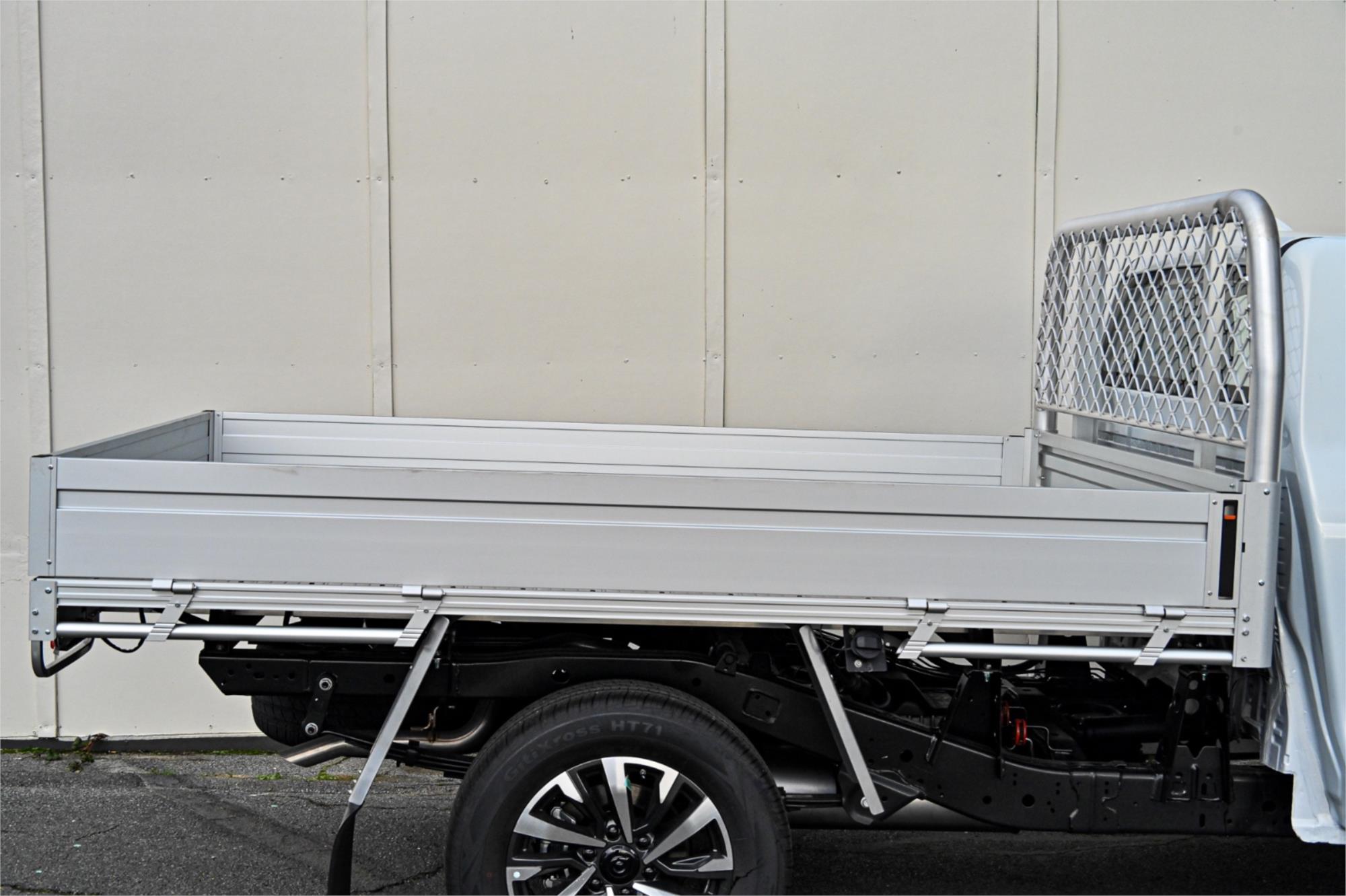 2025 GWM CANNON NPW PREMIUM SPORTS AUTOMATIC TRAYTOP