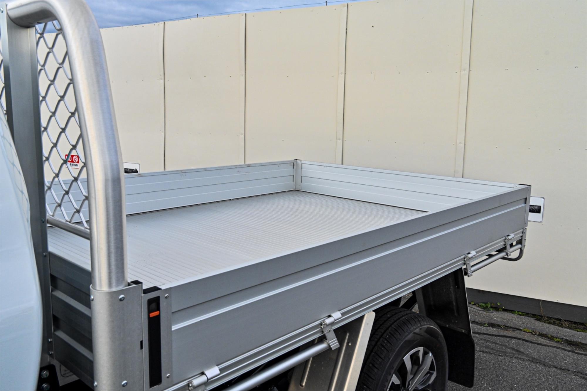 2025 GWM CANNON NPW PREMIUM SPORTS AUTOMATIC TRAYTOP