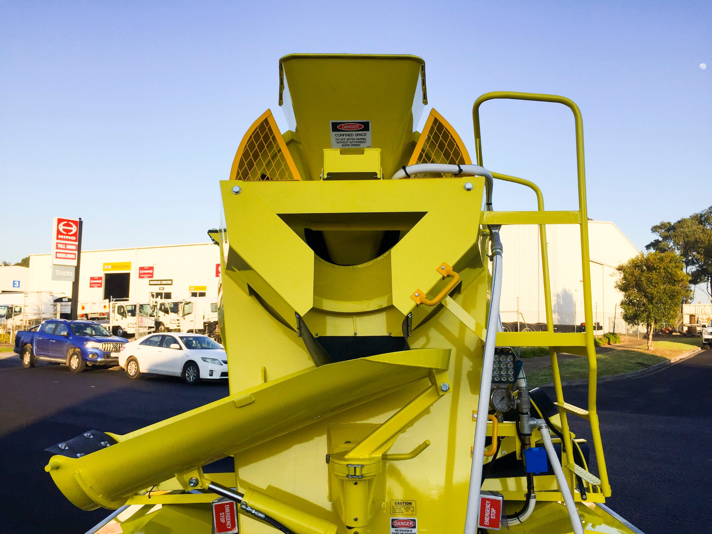 2020 HINO FE 1426500 SERIES AUTOMATIC CONCRETE AGITATOR JTFD5167375