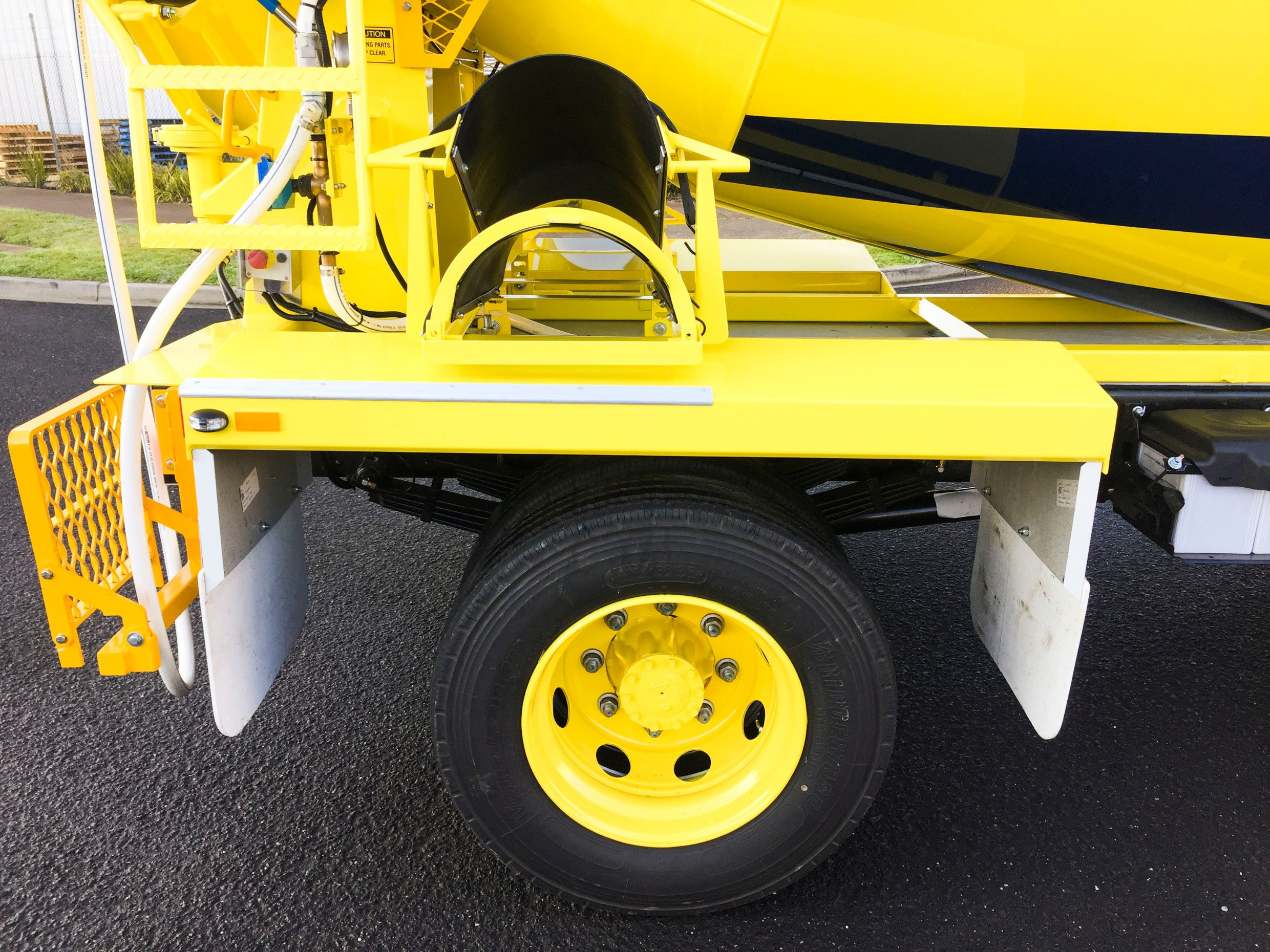 2021 HINO FE 1426-500 SERIES AUTOMATIC CONCRETE AGITATOR