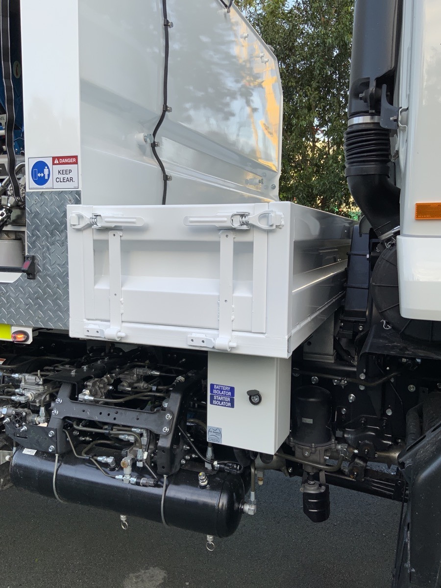 2024 ISUZU FTS 139-260 TRUCK FTS 139-260 AUTOMATIC SERVICE BODY