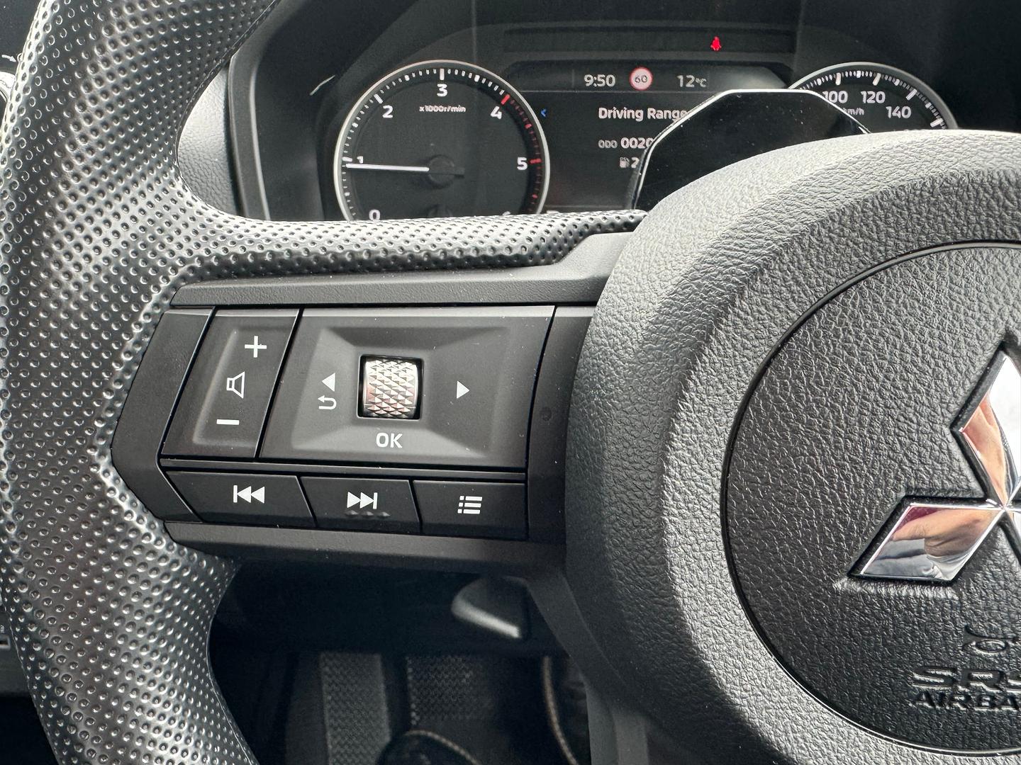 2024 MITSUBISHI TRITON MV MY24 GLX (4x2) 6 SP AUTOMATIC DOUBLE CAB P/UP