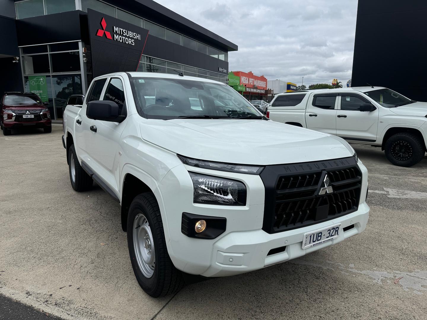 2024 MITSUBISHI TRITON MV MY24 GLX (4x2) 6 SP AUTOMATIC DOUBLE CAB P/UP