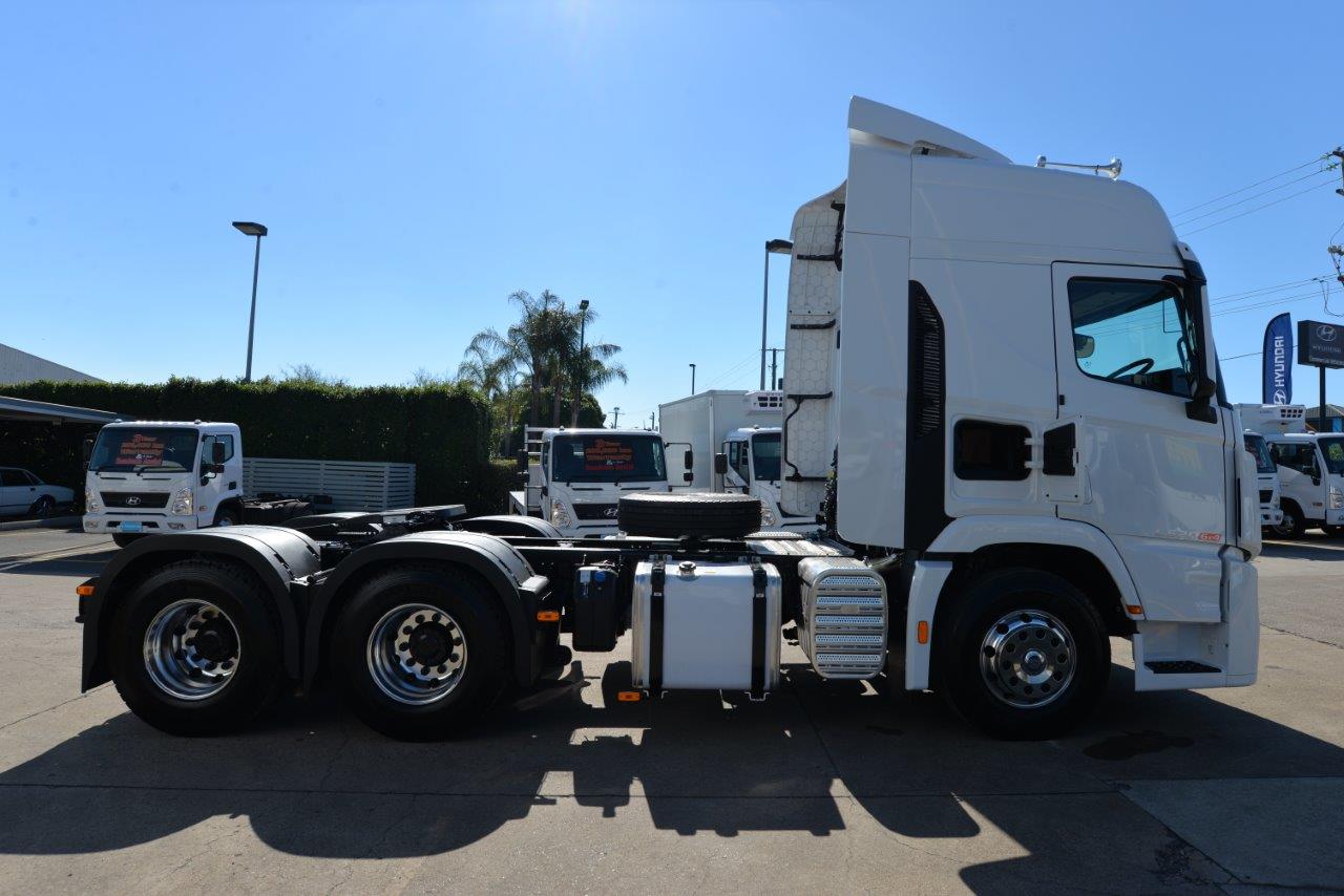 2019 HYUNDAI XCIENT PRIME MOVER