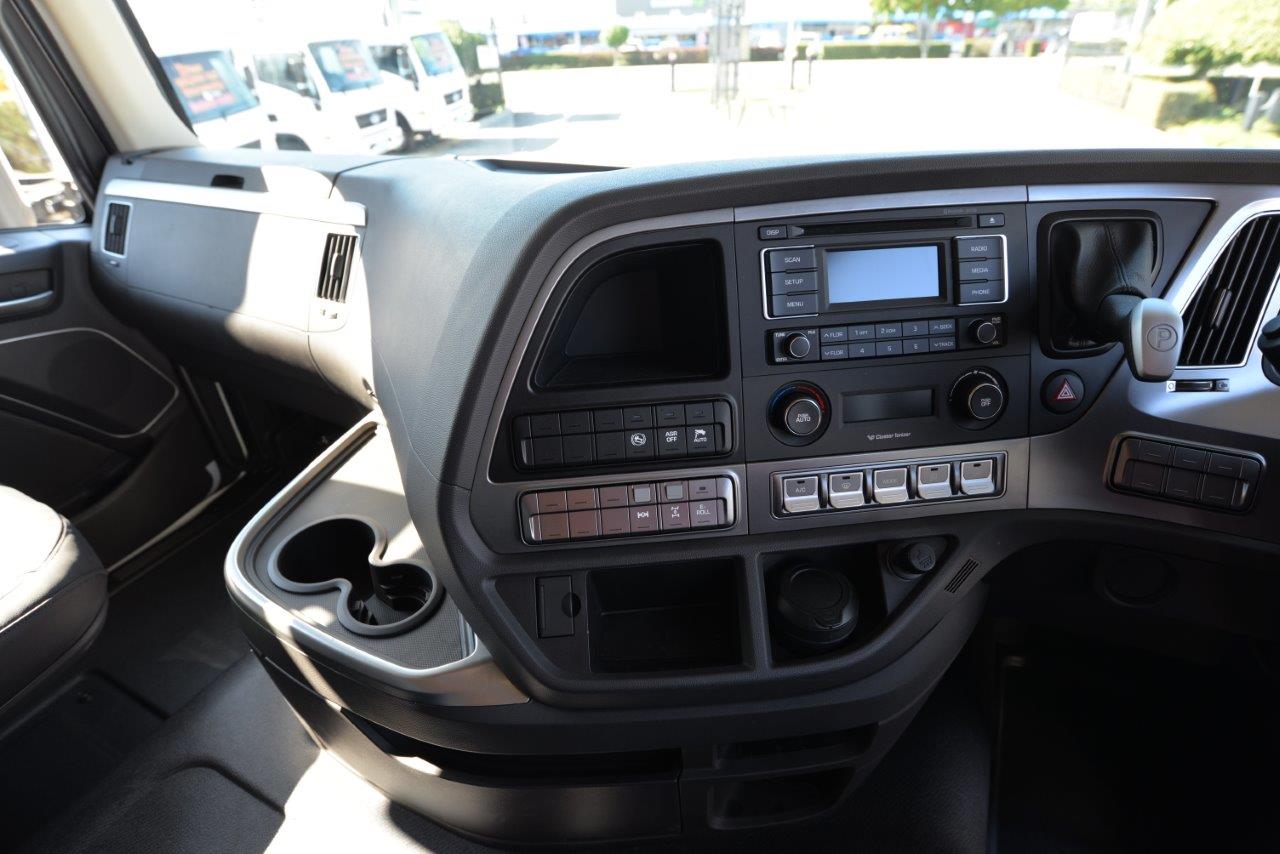 2020 HYUNDAI XCIENT MWB PRIME MOVER
