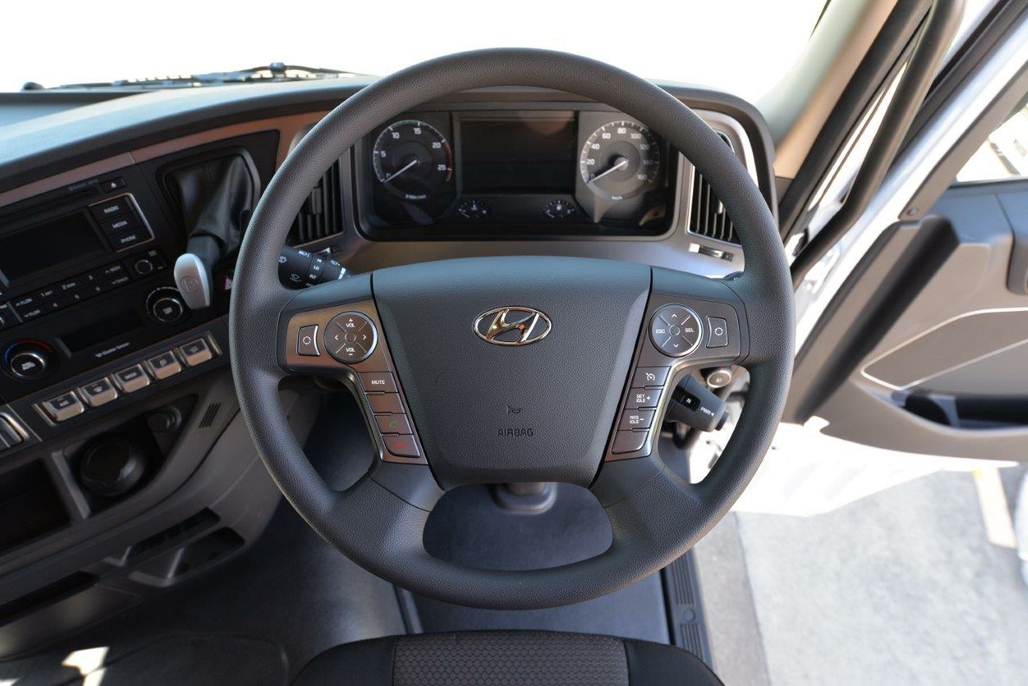 2019 HYUNDAI XCIENT MWB - PRIME MOVER - 6X4 AUTOMATIC PRIME MOVER