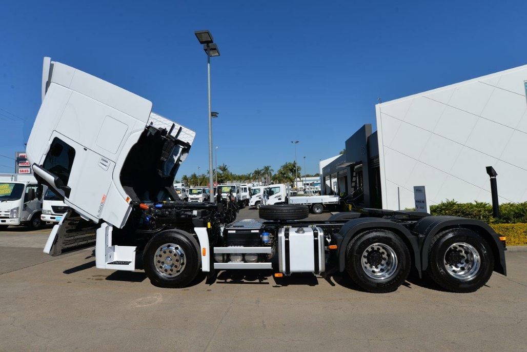 2019 HYUNDAI XCIENT MWB - PRIME MOVER - 6X4 AUTOMATIC PRIME MOVER