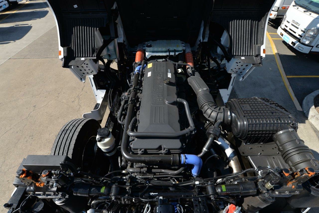 2019 HYUNDAI XCIENT MWB AUTOMATIC PRIME MOVER