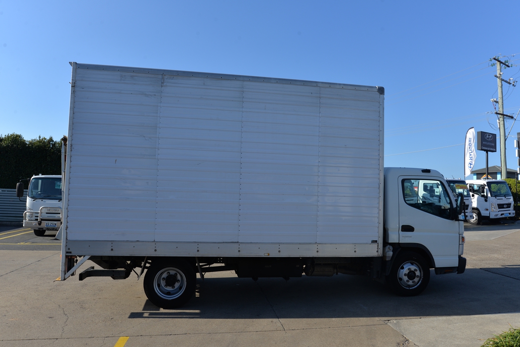 2014 MITSUBISHI FUSO CANTER 815 AUTOMATIC PANTECH JTFD5216029 JUST