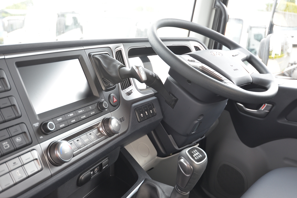 2022 HYUNDAI D217 PAVISE AUTOMATIC CAB CHASSIS