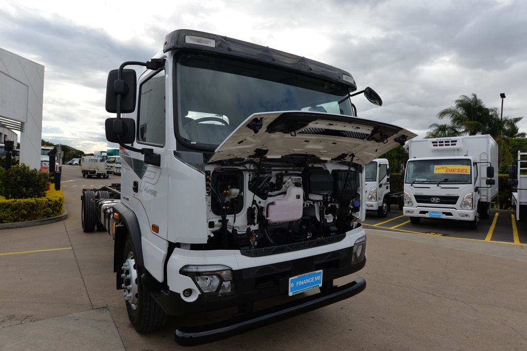 2022 HYUNDAI D217 PAVISE AUTOMATIC CAB CHASSIS