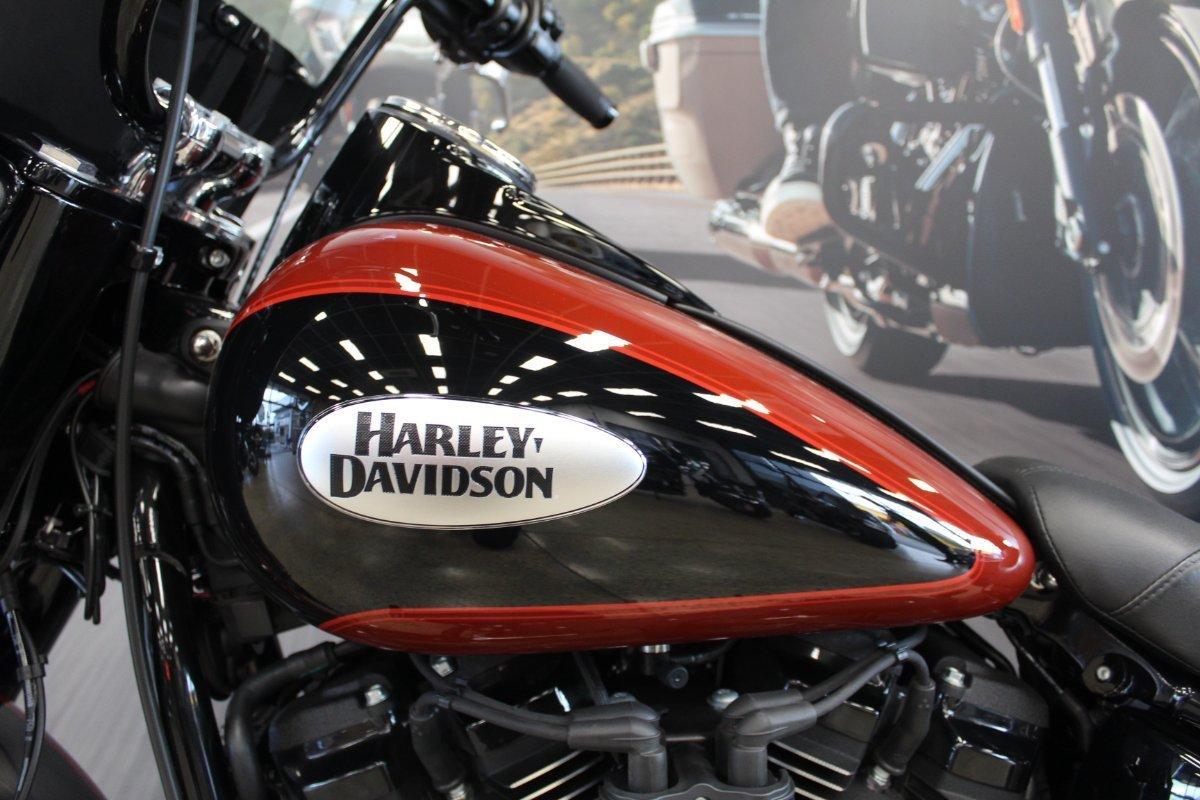 2024 HARLEY-DAVIDSON HERITAGE CLASSIC 114 (FLHCS)