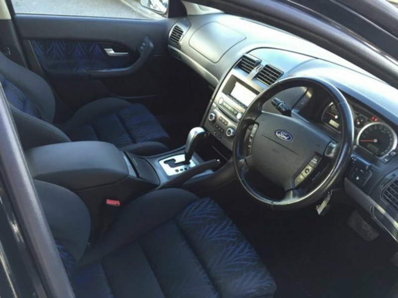 2003 FORD FALCON XR8