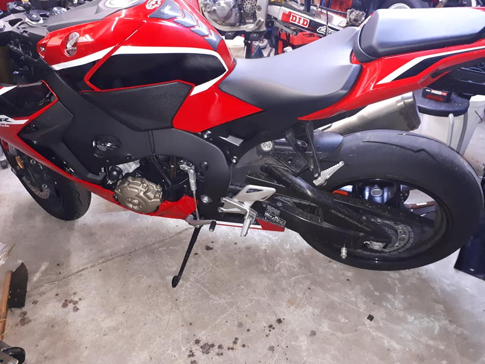 quick shifter honda cbr1000rr