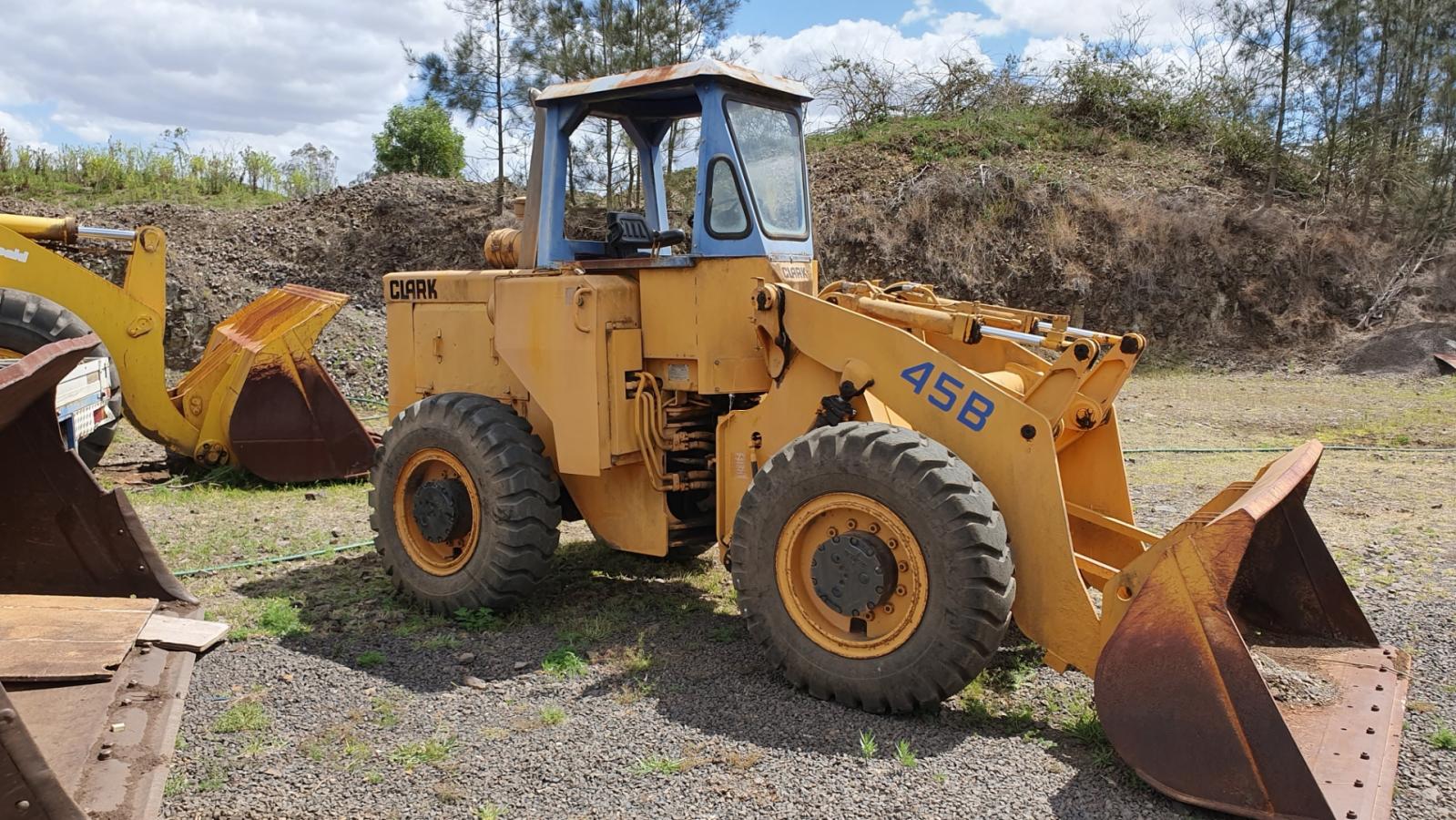 1975 CLARK 45B WHEEL LOADER JHMD5086289 JUST HEAVY EQUIPMENT