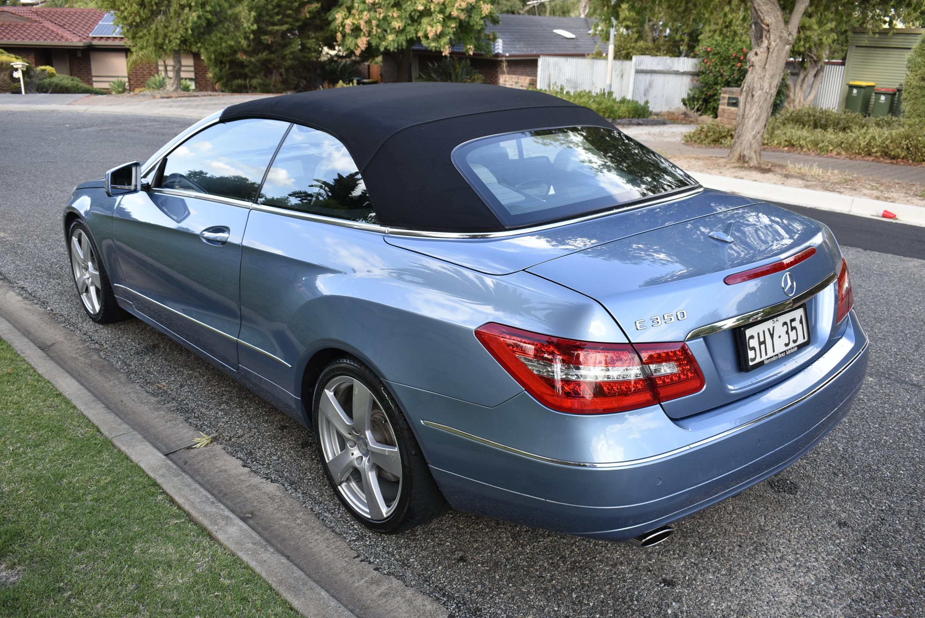 2010 MERCEDES-BENZ E350 207 AVANTGARDE G-TRONIC 2D CABRIOLET