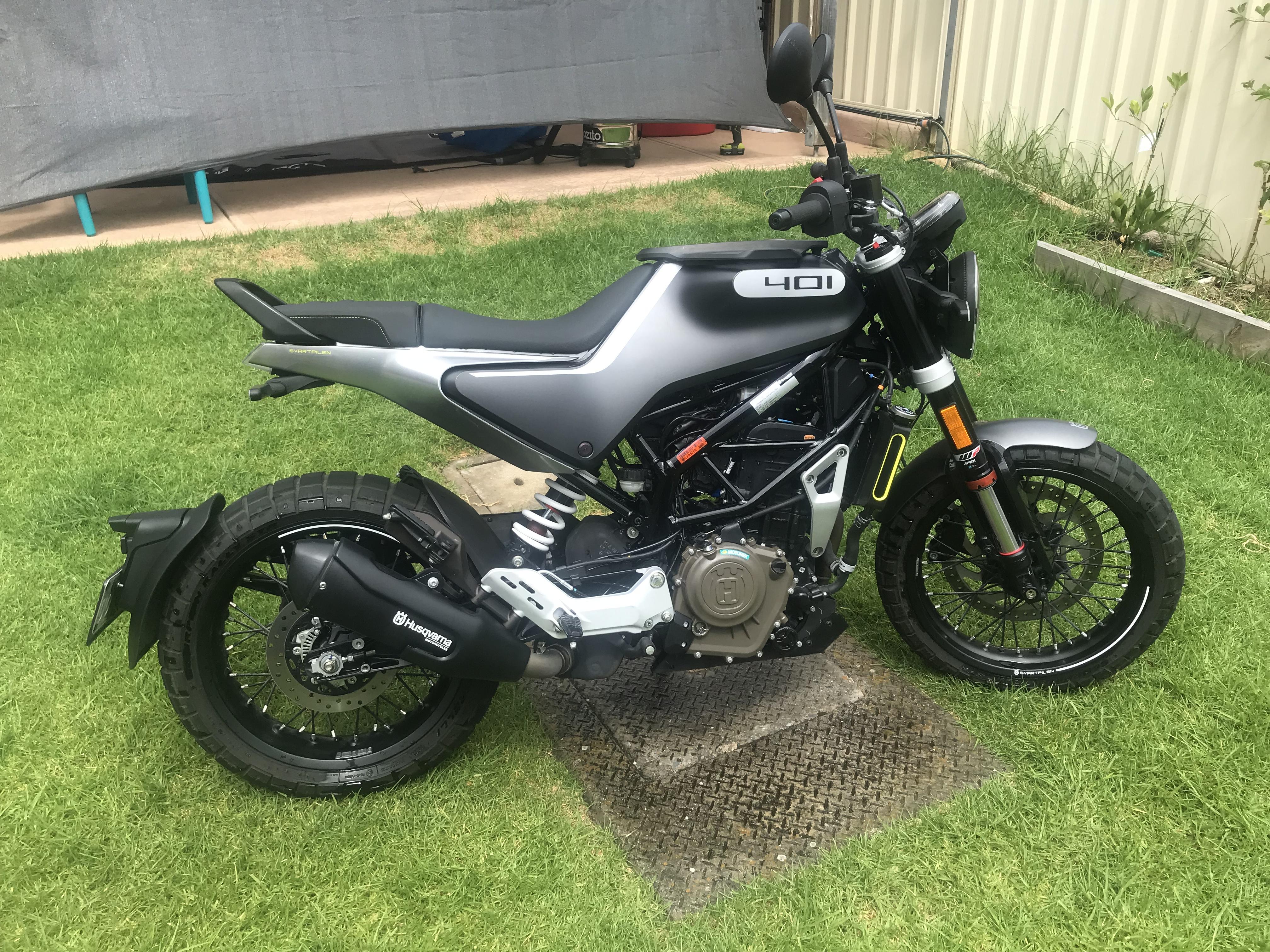 2021 HUSQVARNA SVARTPILEN 401 ROAD