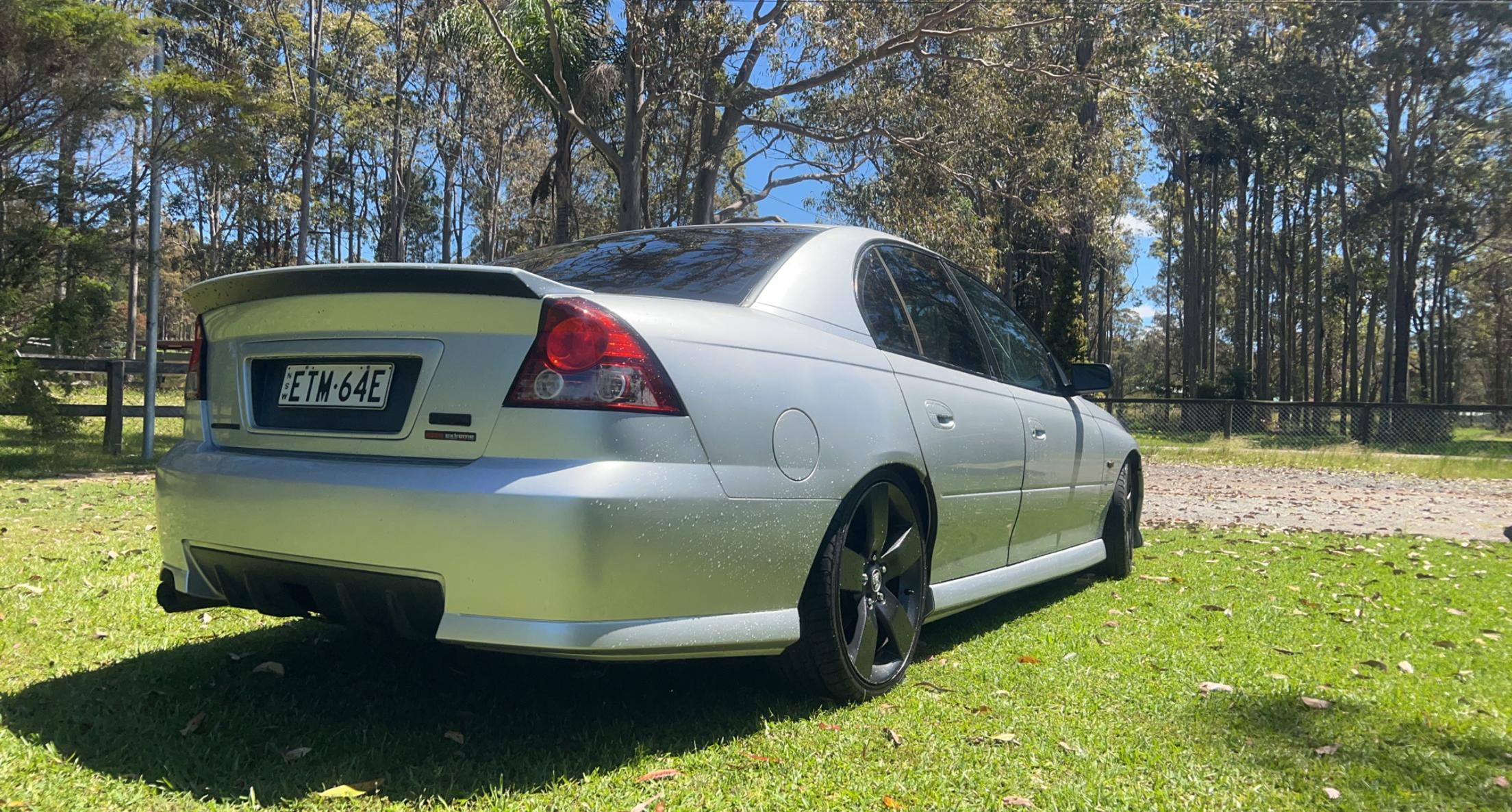 2005 HOLDEN COMMODORE VZ SV8 SEDAN - JCW5251255 - JUST CARS