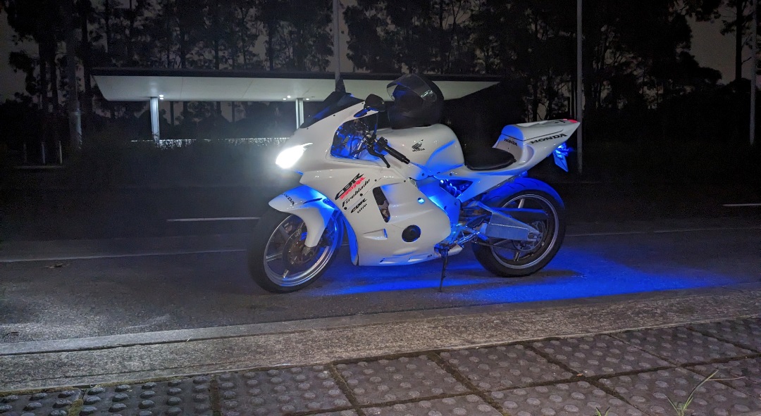 1991 HONDA CBR250RR (FIREBLADE) ROAD