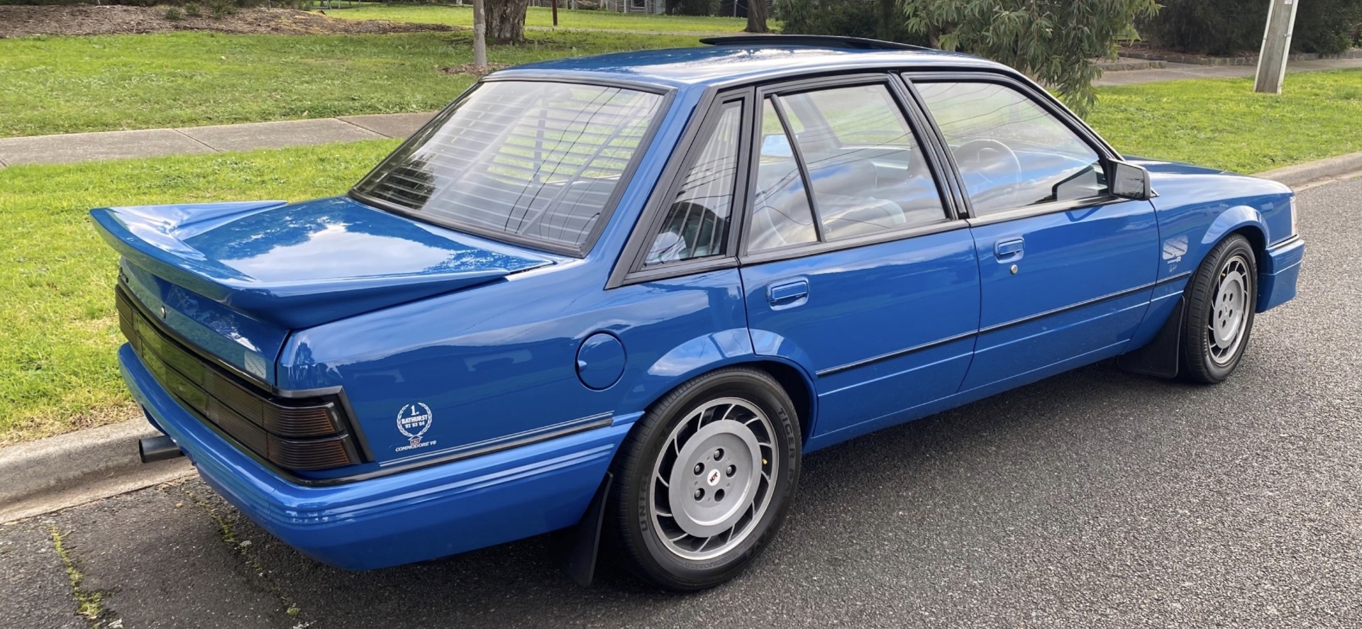 1985 HOLDEN HDT VK BROCK COMMODORE SS GROUP A BLUE MEANIE JCW5258502 JUST CARS