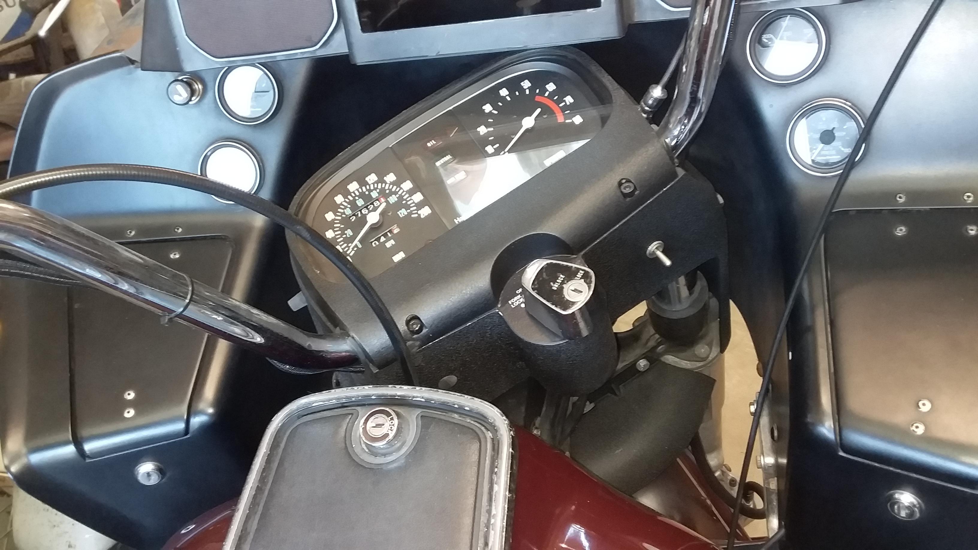 Harley Davidson Dyna Fairing FXD FXDL FXDB (Gebraucht) in Wädenswil für