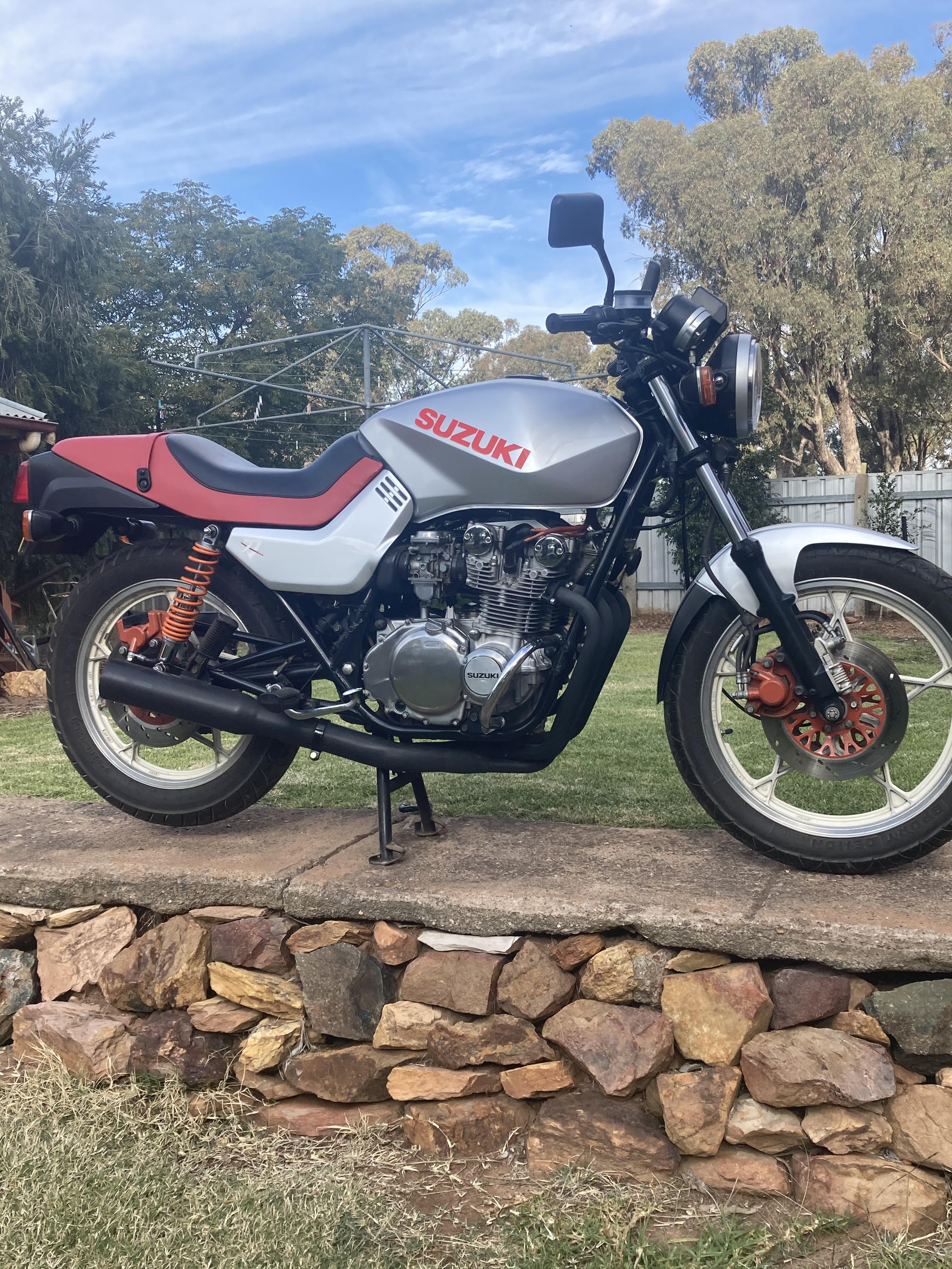 1982 SUZUKI GS550M KATANA ROAD JBW5301435 JUST BIKES