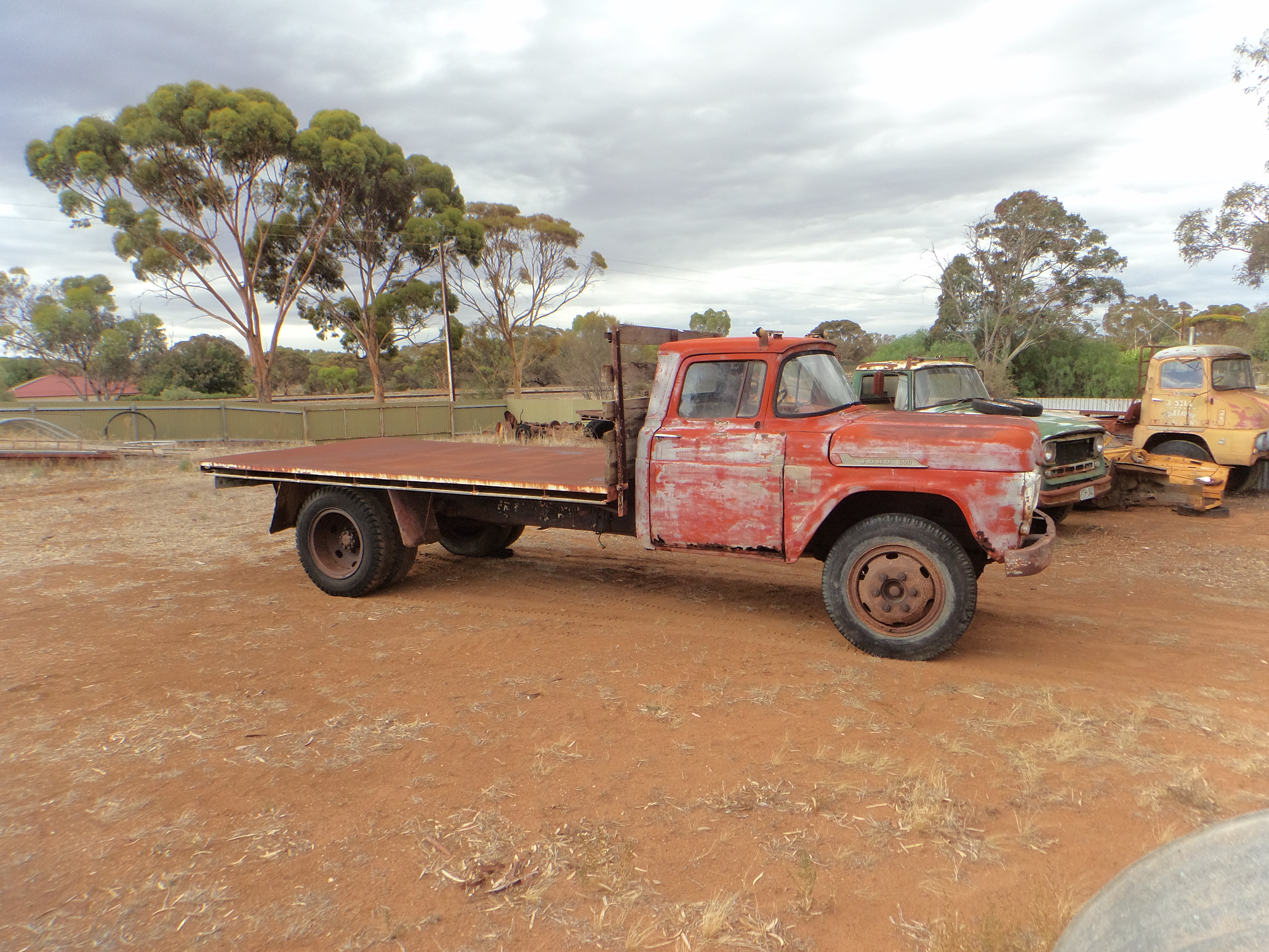 1959 FORD F600 TRAY