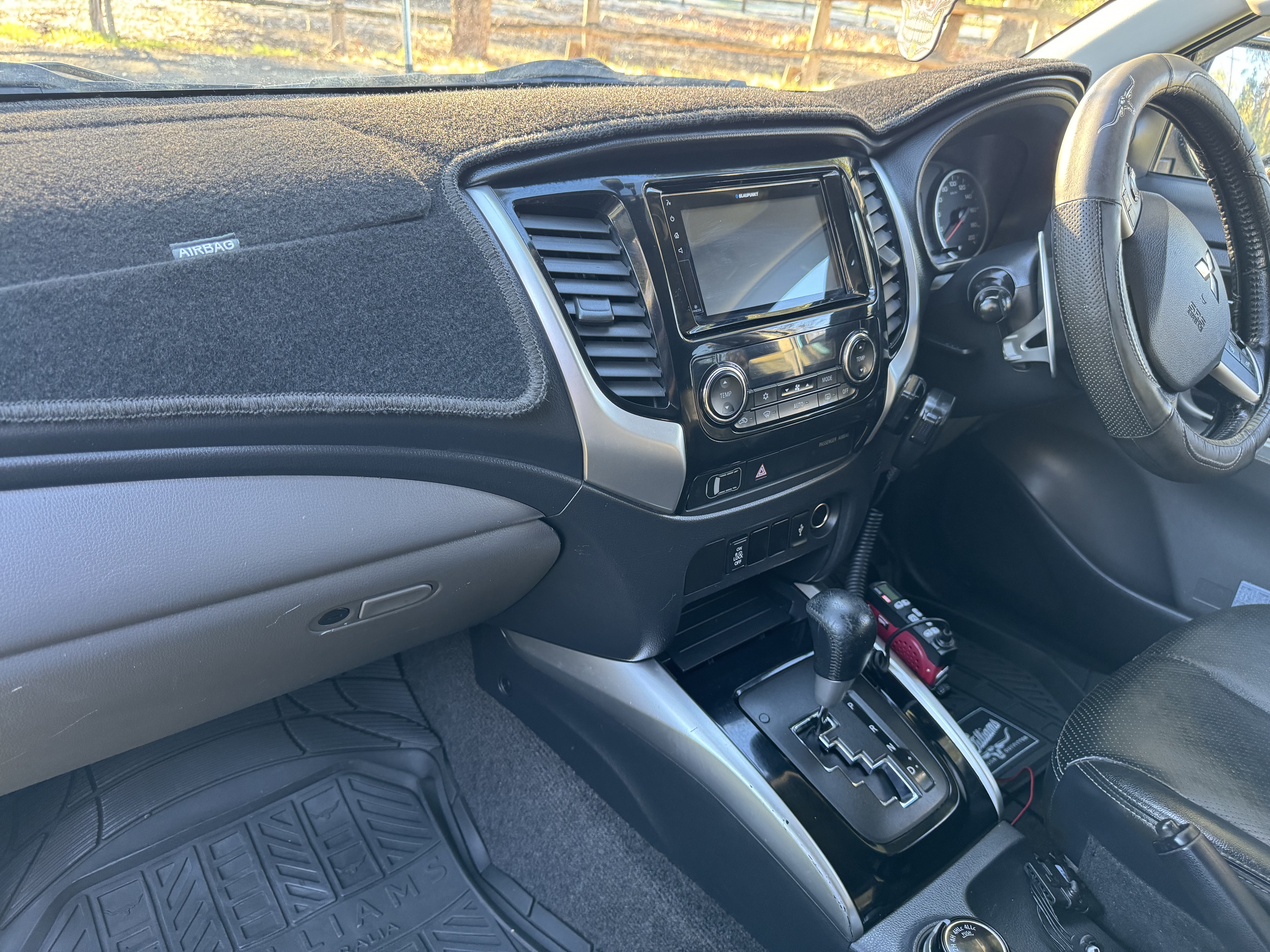 2015 MITSUBISHI TRITON MQ MY16 EXCEED (4x4) 5 SP AUTOMATIC DUAL CAB UTILITY