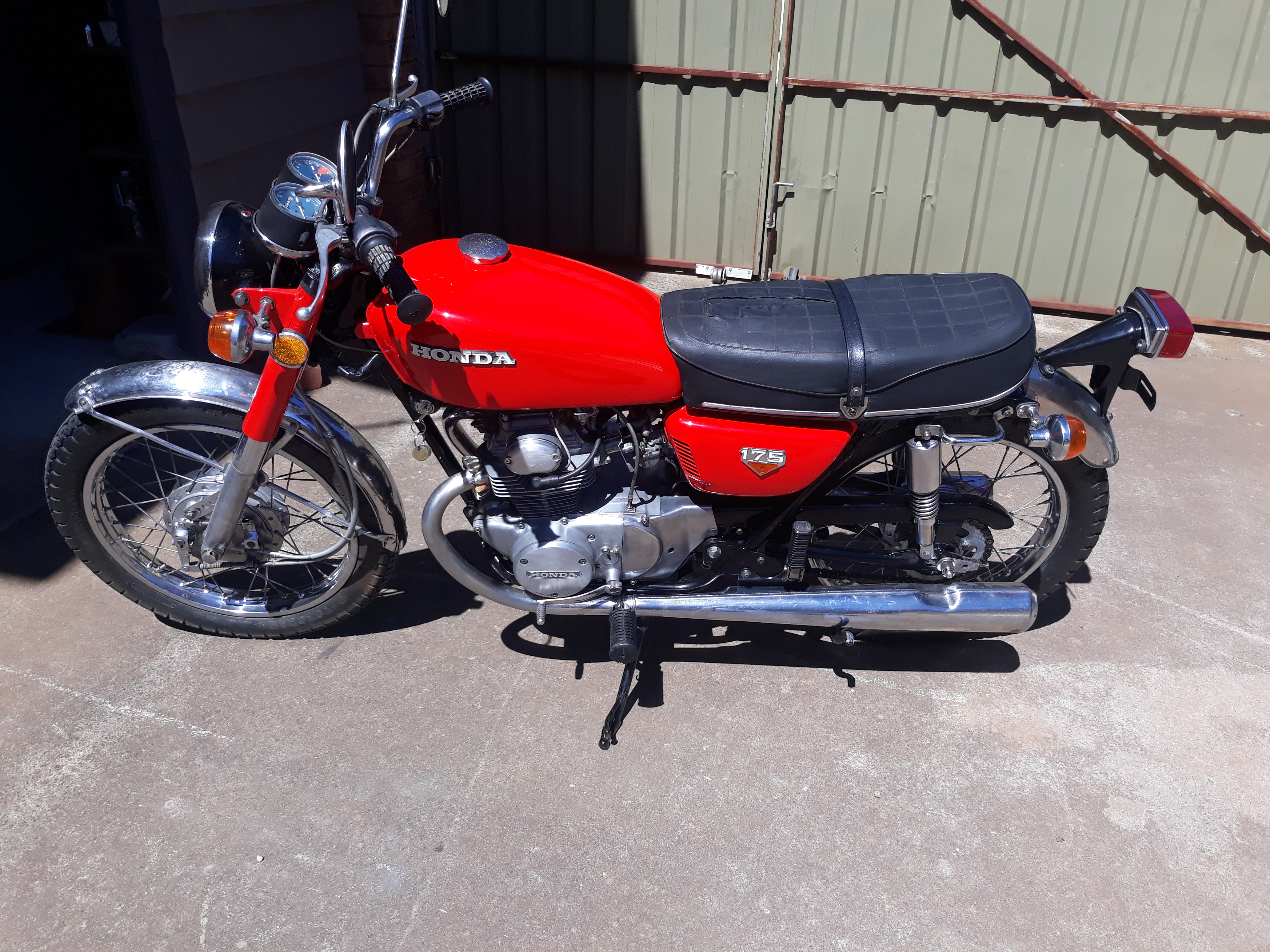 1972 HONDA CB175 ROAD