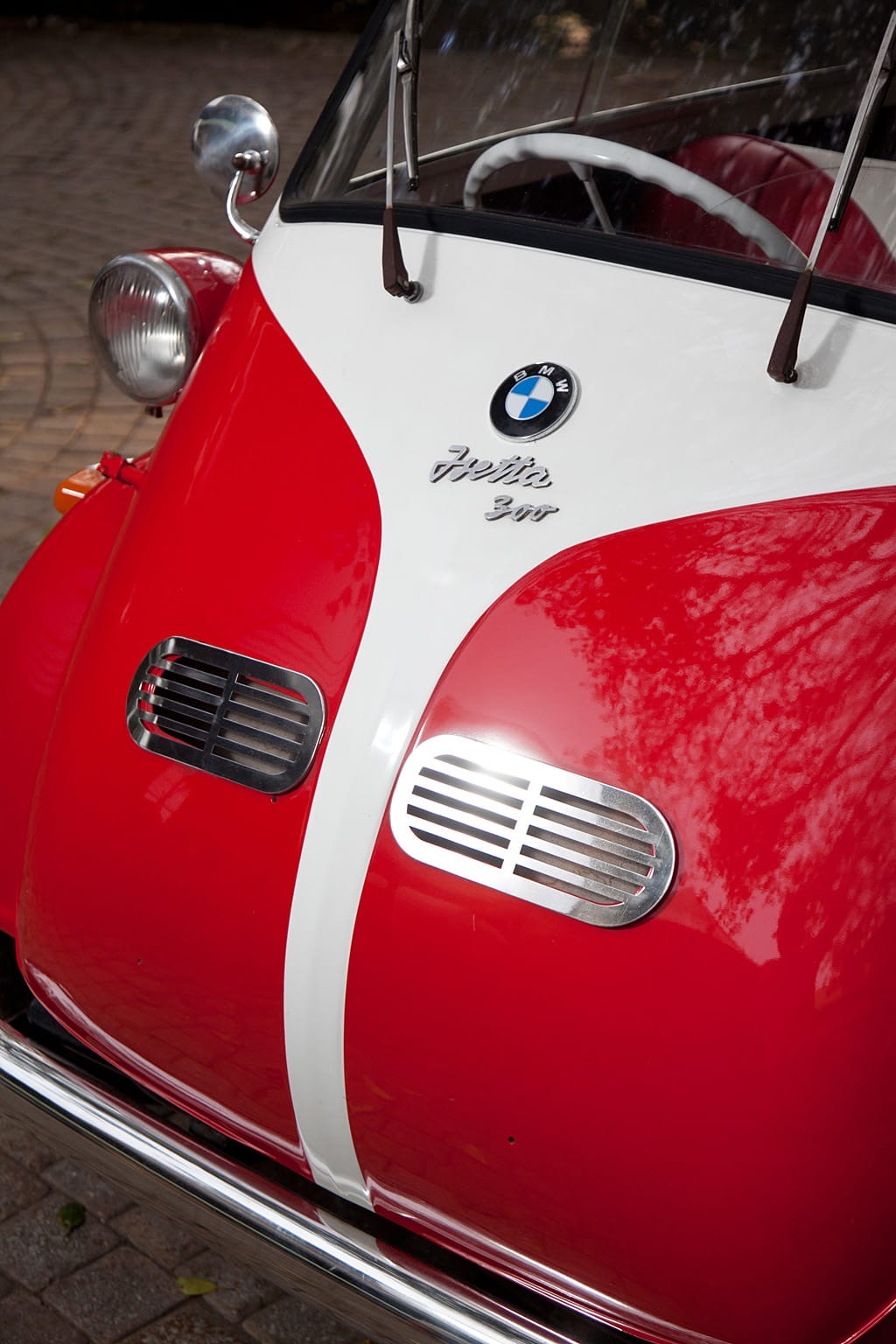 1956 BMW ISETTA 300 SEDAN