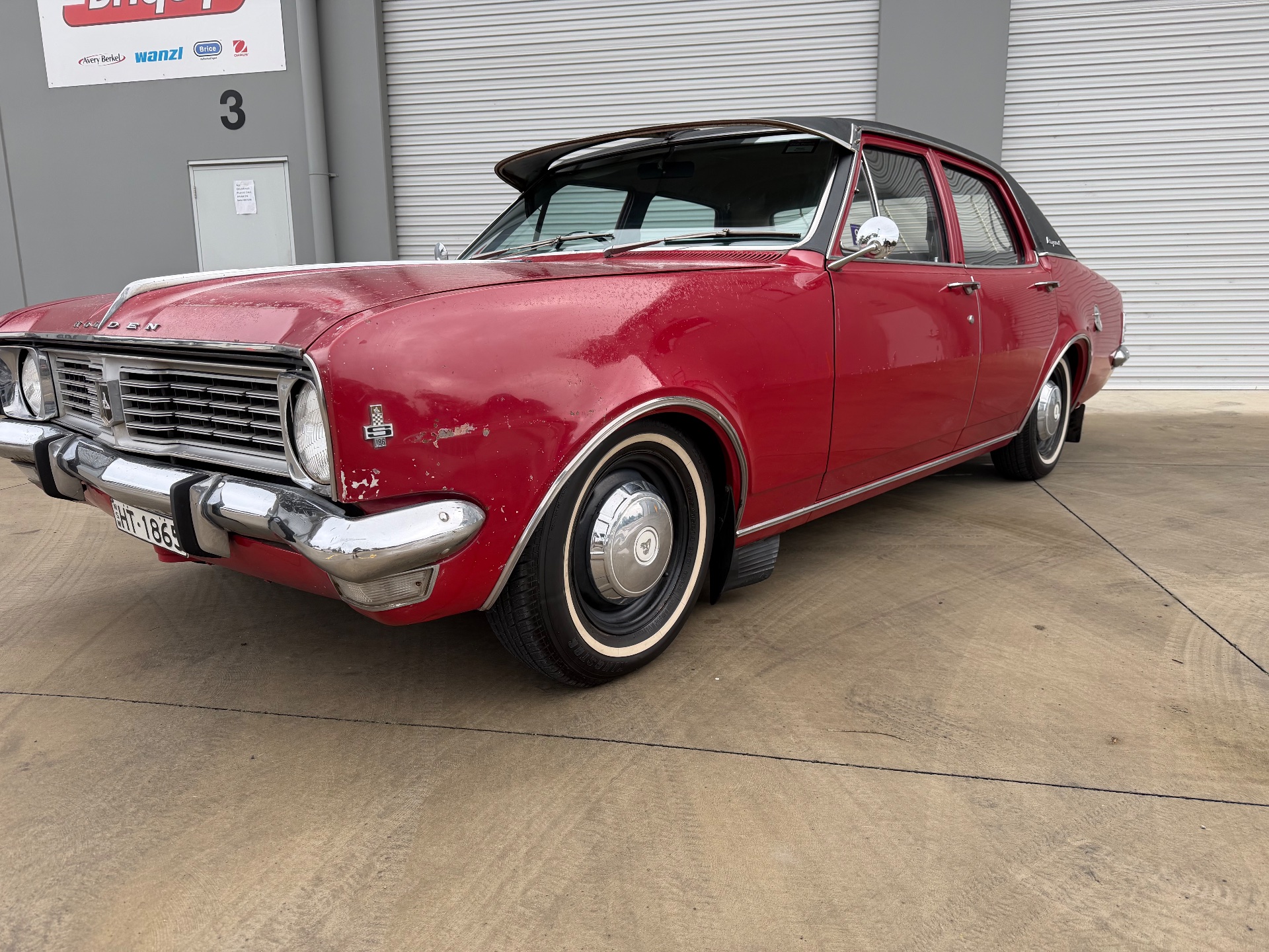 1969 HOLDEN KINGSWOOD HT 3 SP AUTOMATIC 4D SEDAN