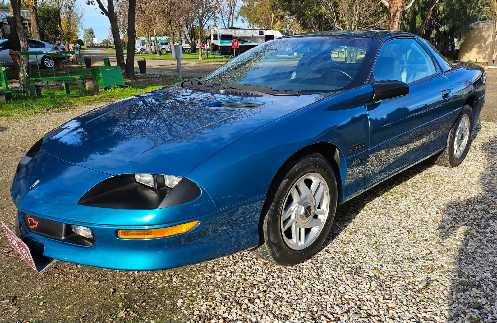 1994 CHEVROLET CAMARO Z28 4 SP AUTOMATIC 2D COUPE