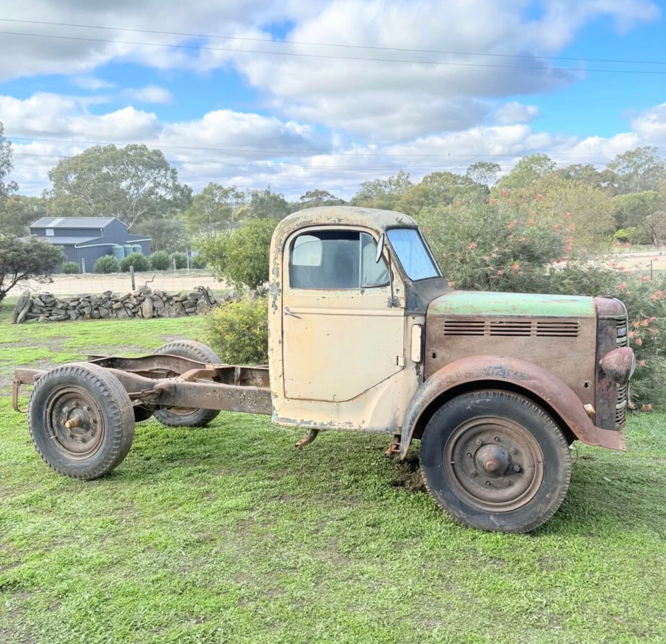 1940s K Model Bedford Cab SWB Chassis - Yard Art Or Resto Patina Project
