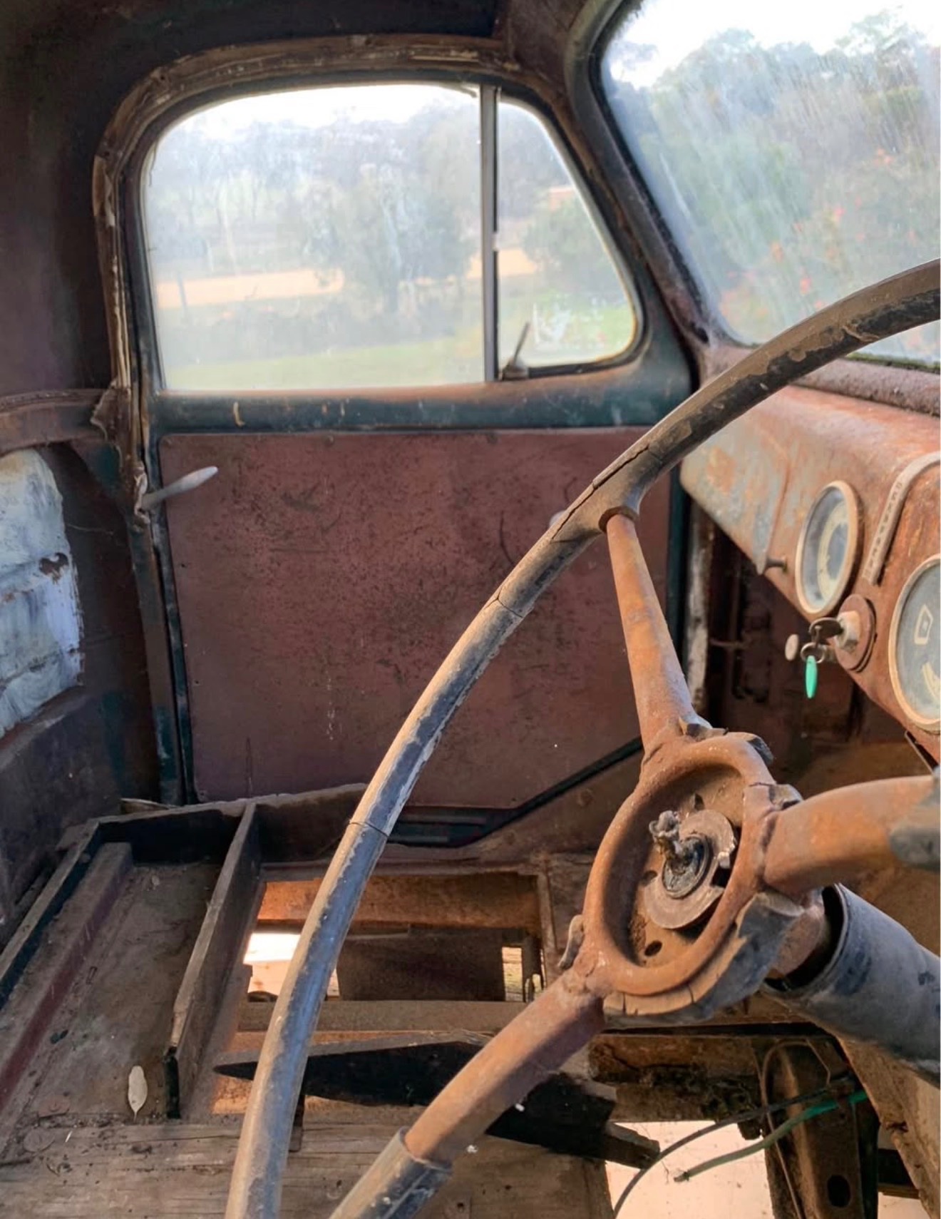 1940s K Model Bedford Cab SWB Chassis - Yard Art Or Resto Patina Project