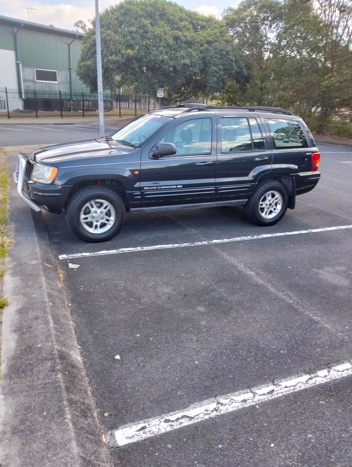 1999 JEEP GRAND CHEROKEE WJ LIMITED (4x4) 4 SP AUTOMATIC 4x4 4D WAGON