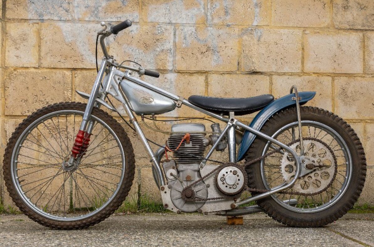 c1971 JAWA TYPE 890 SPEEDWAY MOTORCYCLE