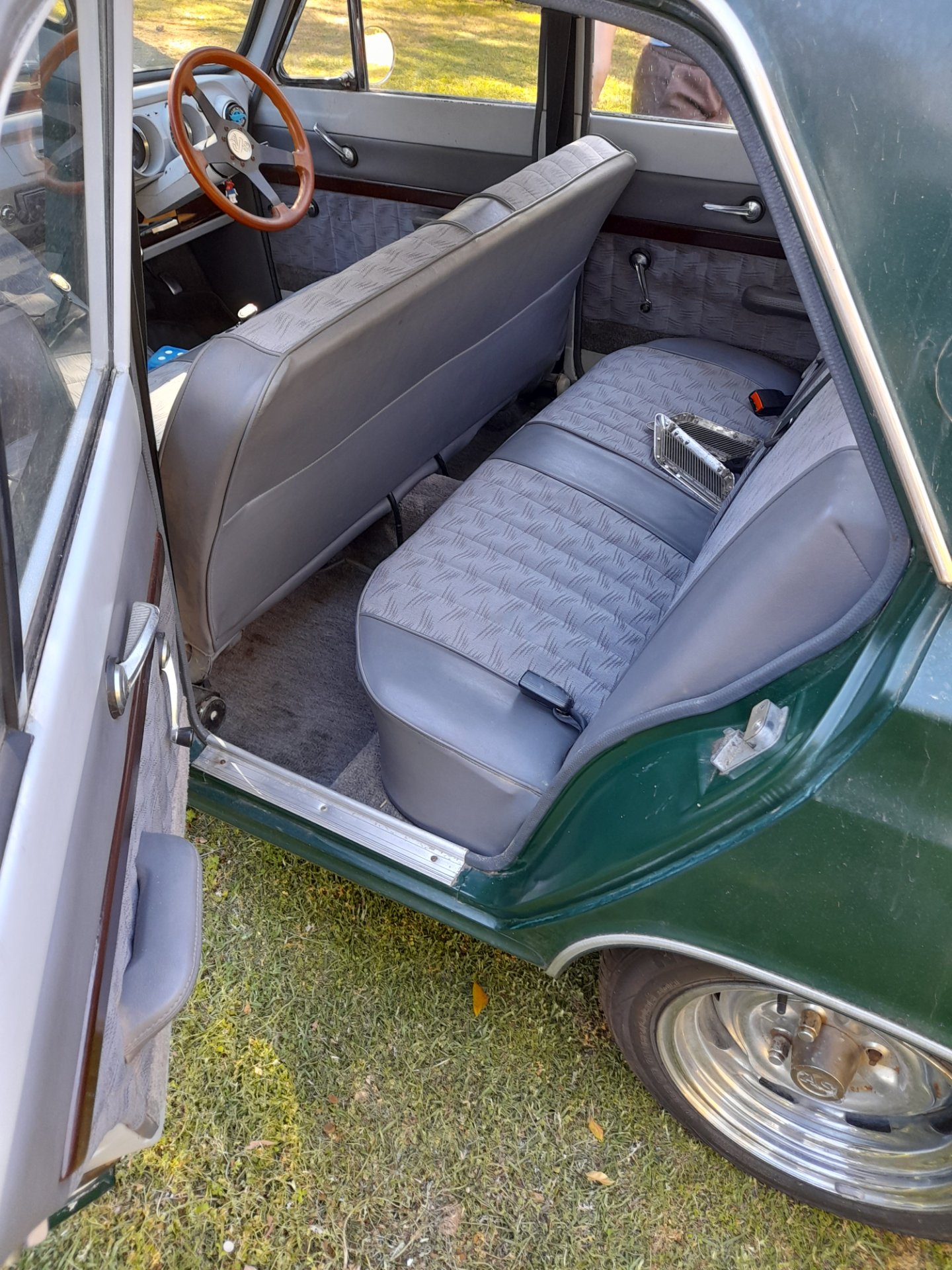 1965 FORD CORTINA 440 4 SP MANUAL 4D SEDAN