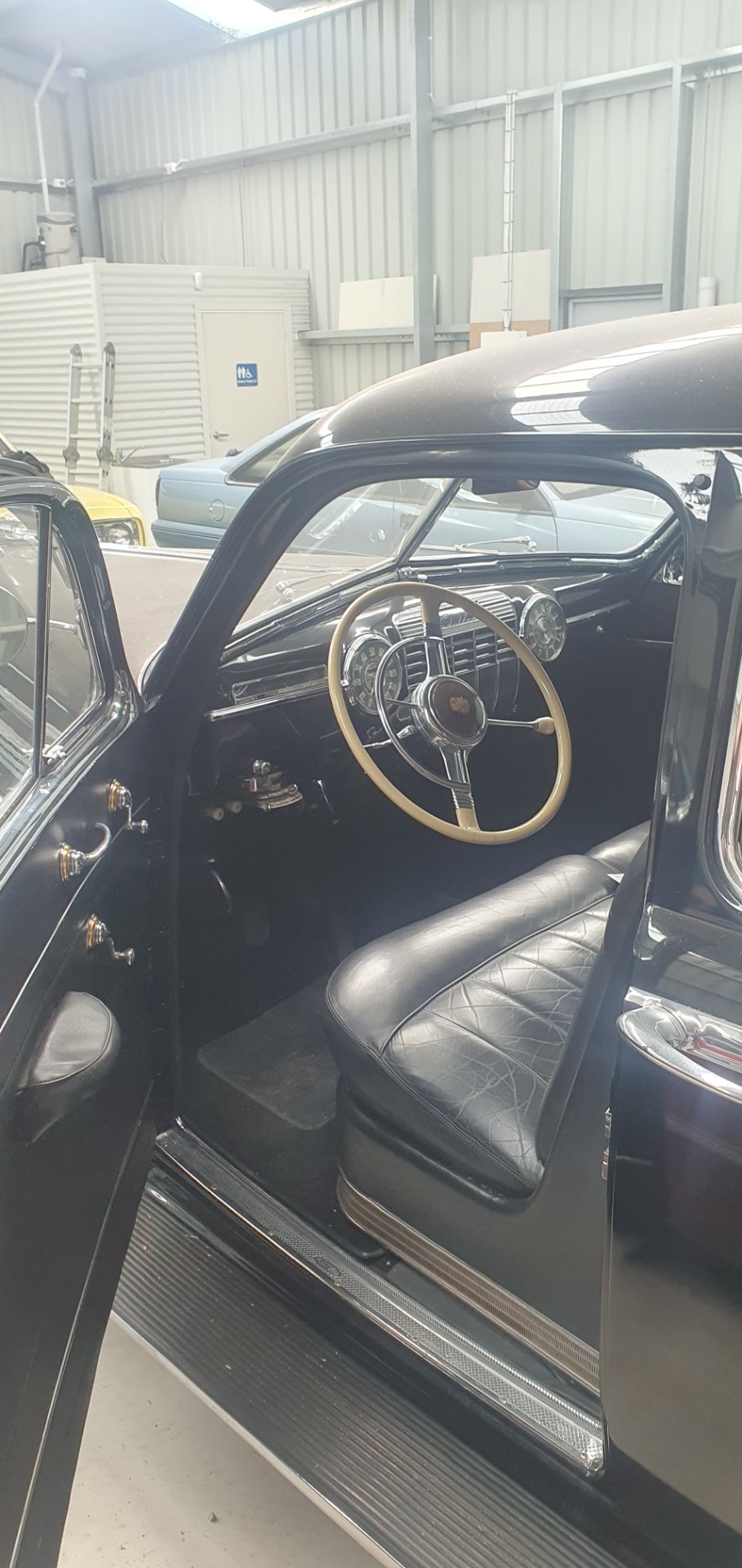 1941 CADILLAC FLEETWOOD SERIES 75 4D LIMOUSINE 