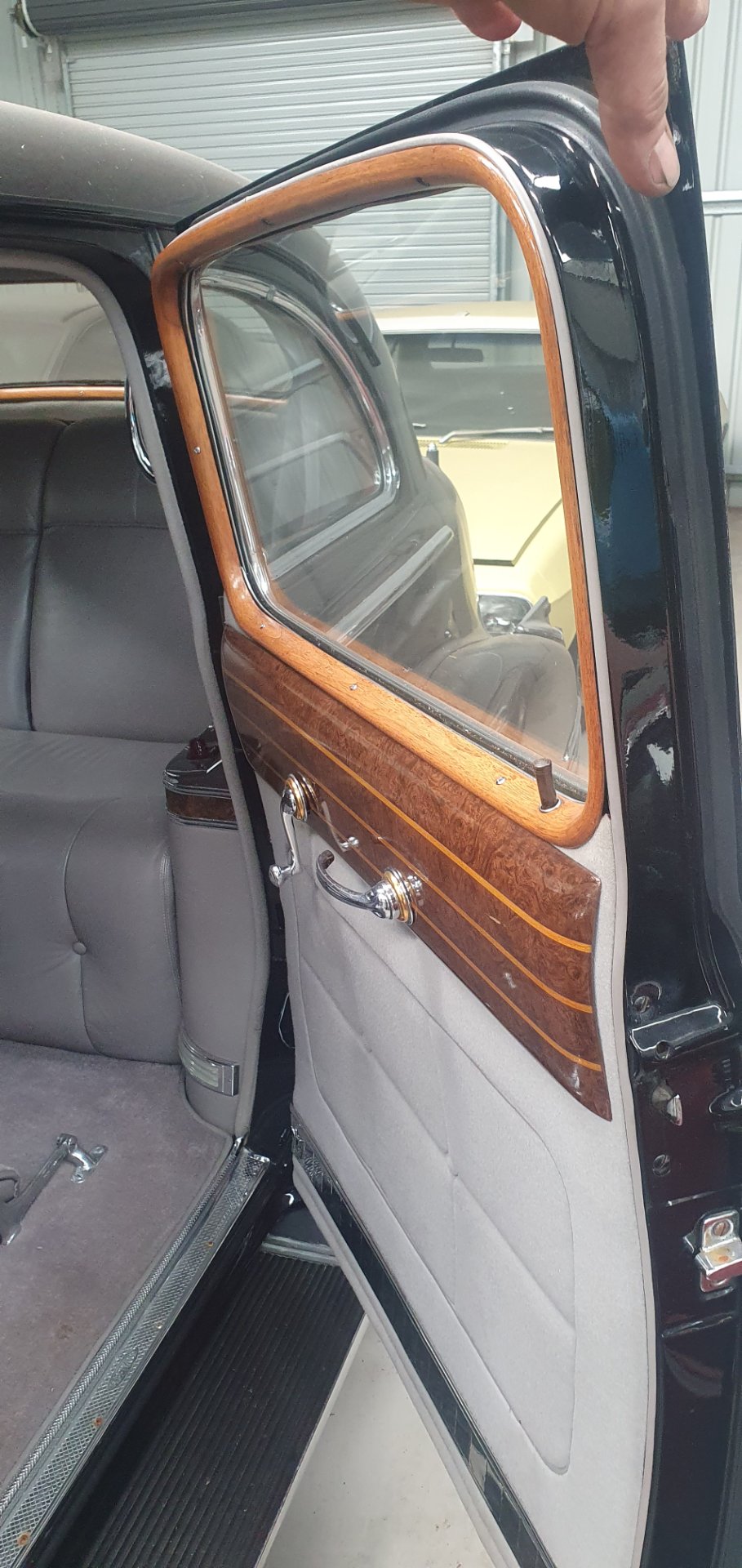 1941 CADILLAC FLEETWOOD SERIES 75 4D LIMOUSINE 
