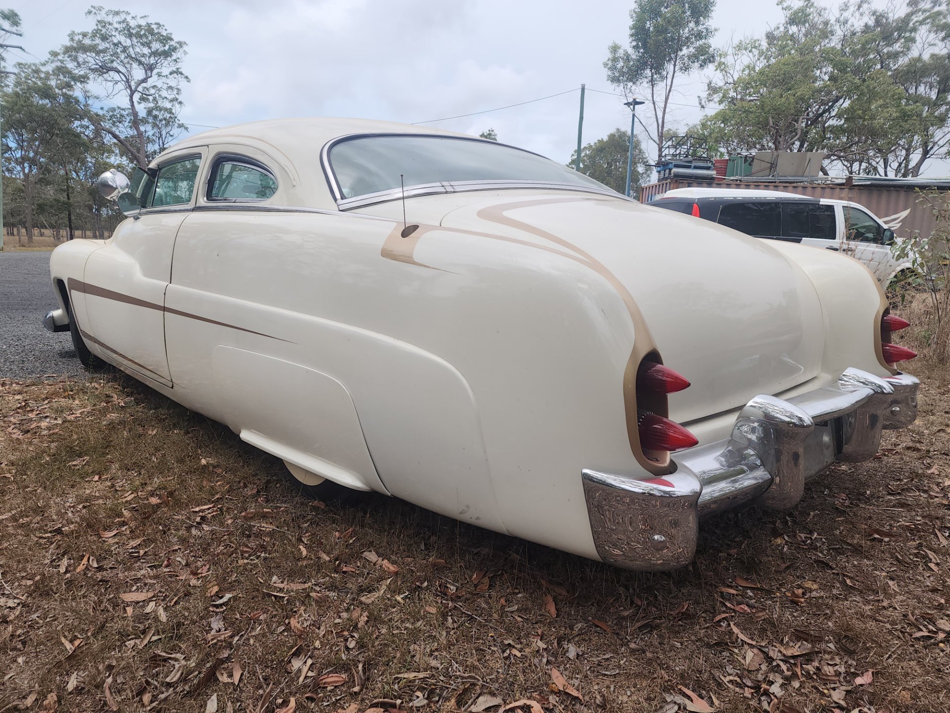 1951 MERCURY CUSTOM COUPE 