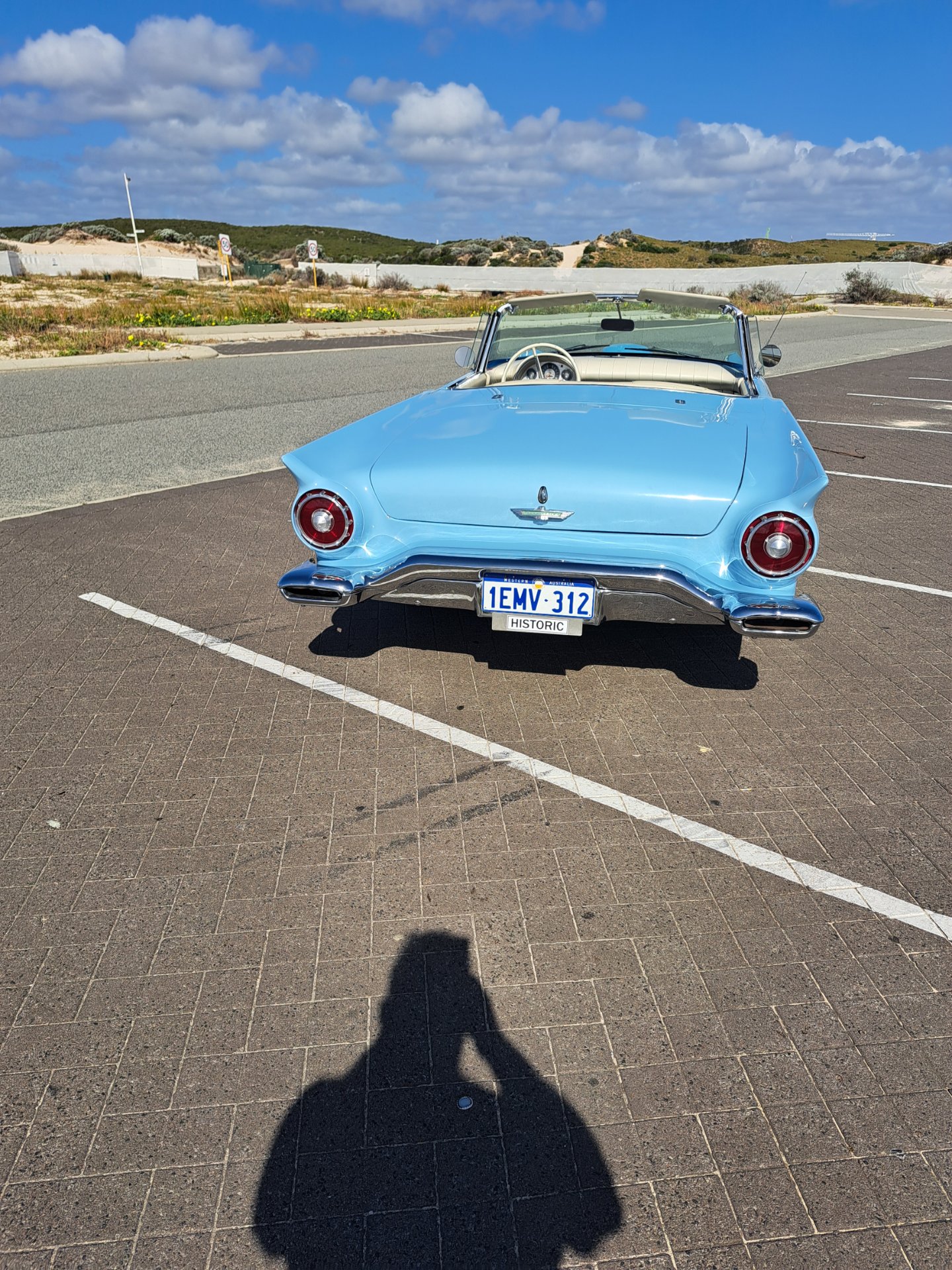 1957 FORD THUNDERBIRD CONVERTIBLE