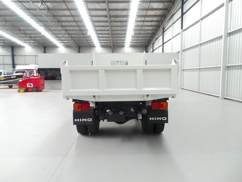 2016 HINO FC 1022-500 Series FC 1022-500 Series Truck